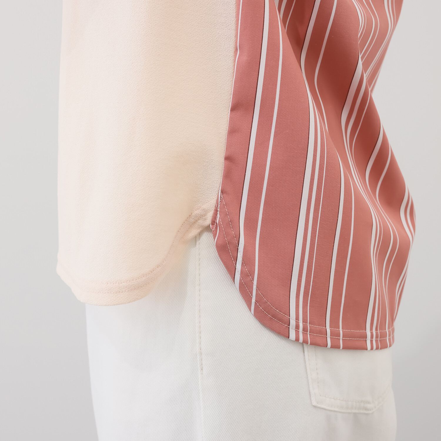 シロヤイチガントウキョウ ＤＥＰＥＮＤ糸使用 アムンゼン×ストライプ プルオーバー