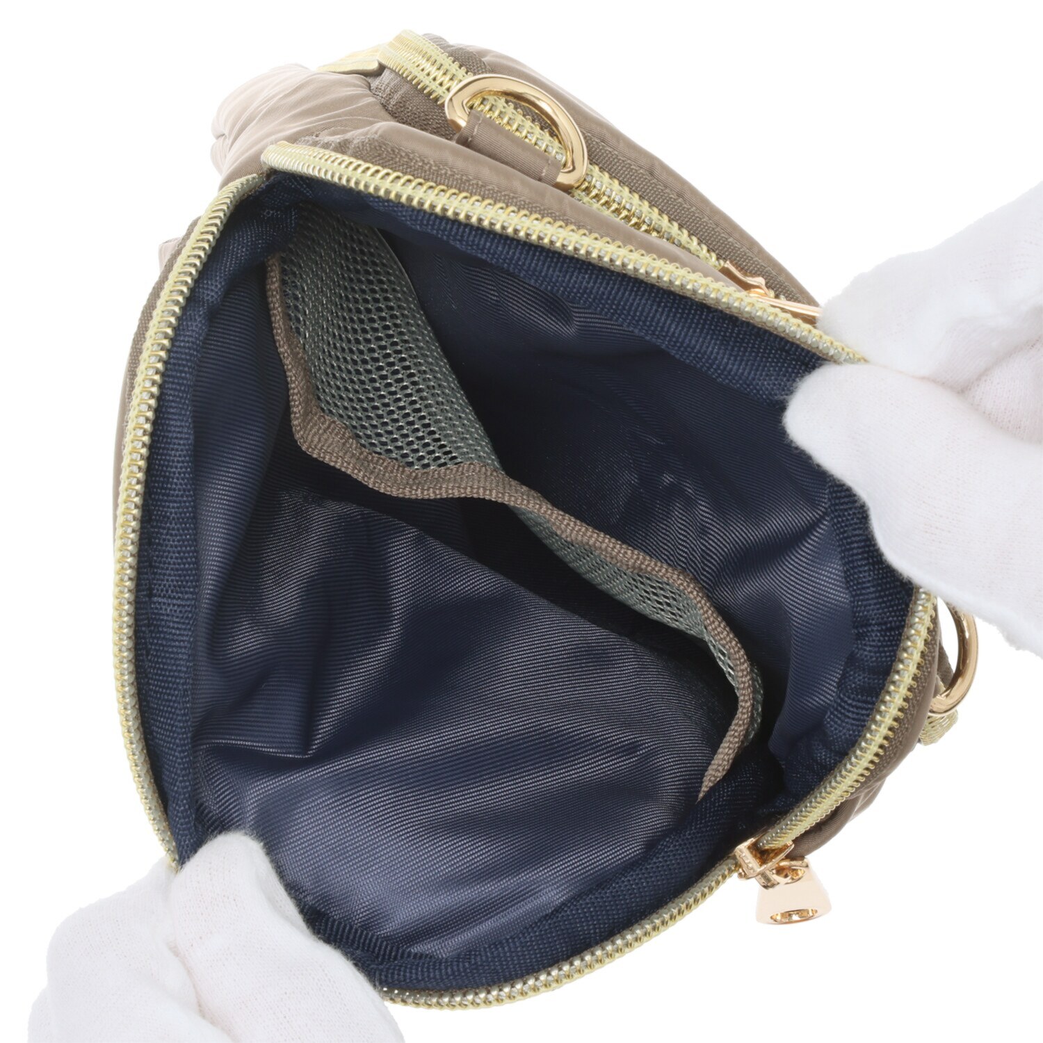 ウィズエイブル 軽量 お財布機能付 ポシェット