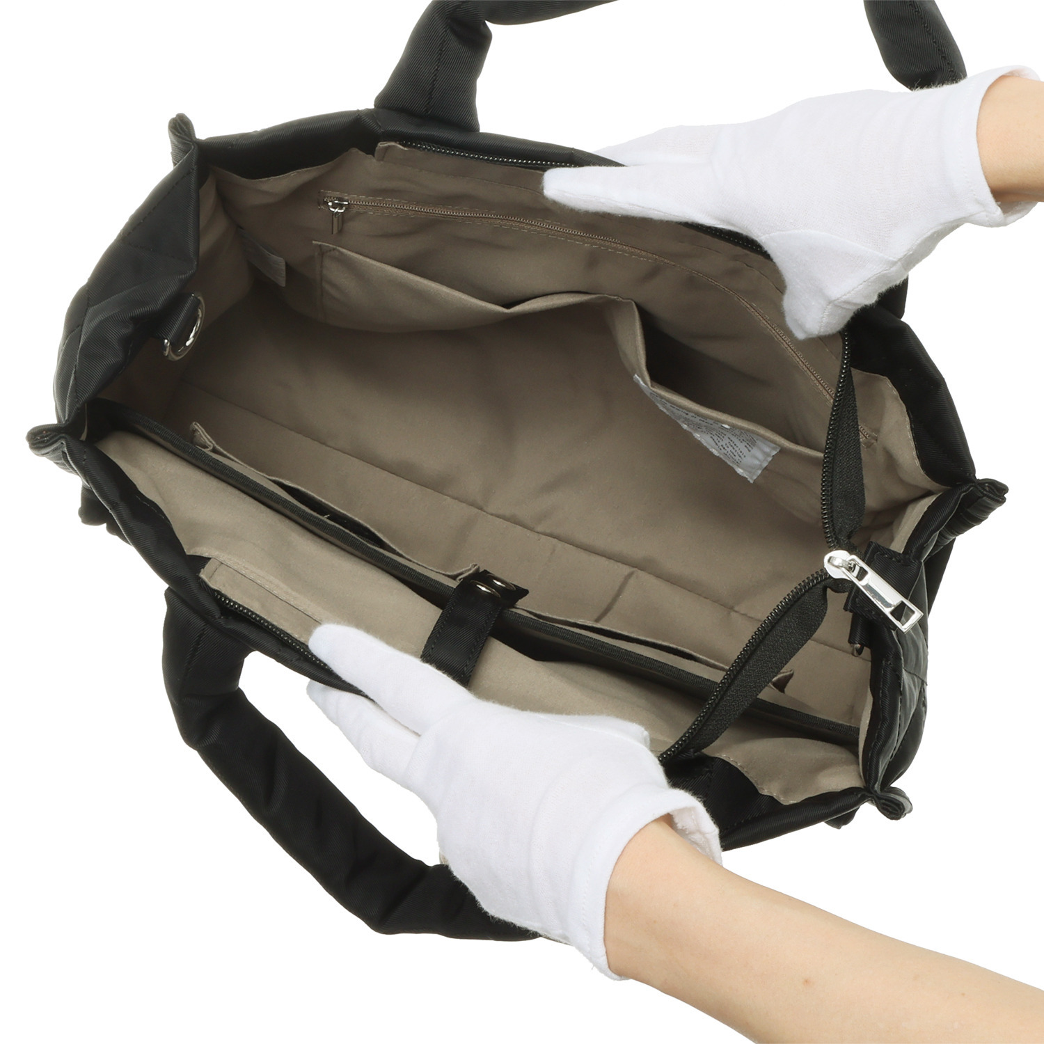 メゾンヴェール はっ水ナイロン ステッチデザイン ２ウェイトートバッグ ＜ラウンドポーチ付＞