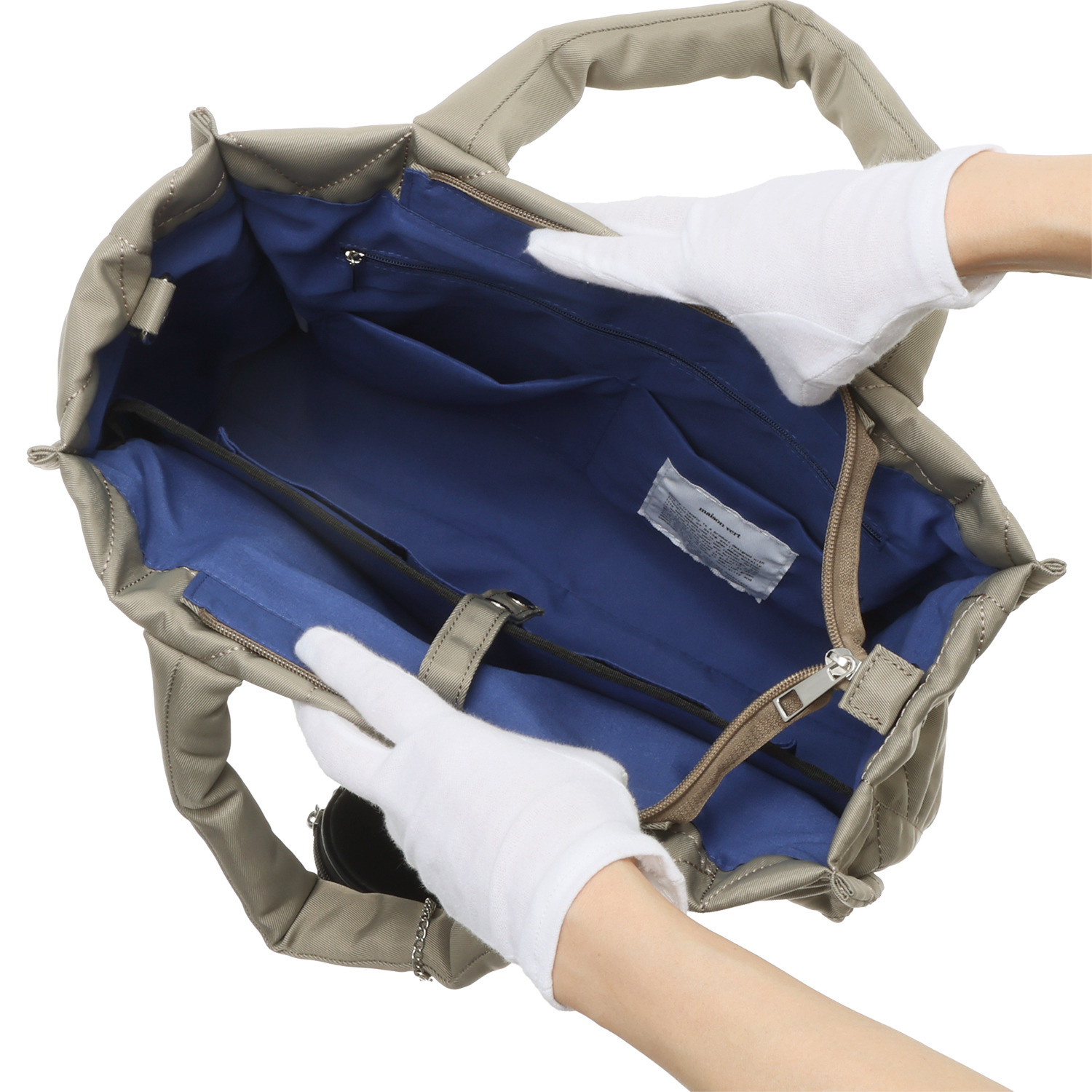 メゾンヴェール はっ水ナイロン ステッチデザイン ２ウェイトートバッグ ＜ラウンドポーチ付＞