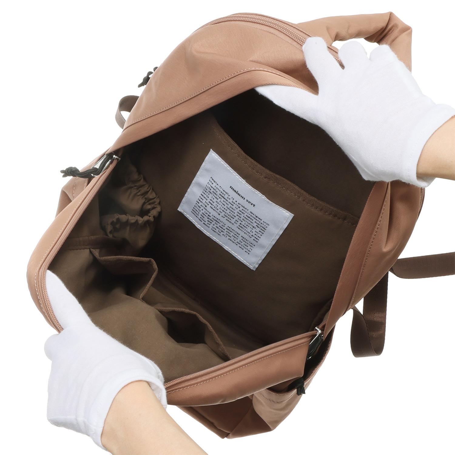 メゾンヴェール はっ水ワッシャーナイロン １０ポケット 軽量ラウンドリュック