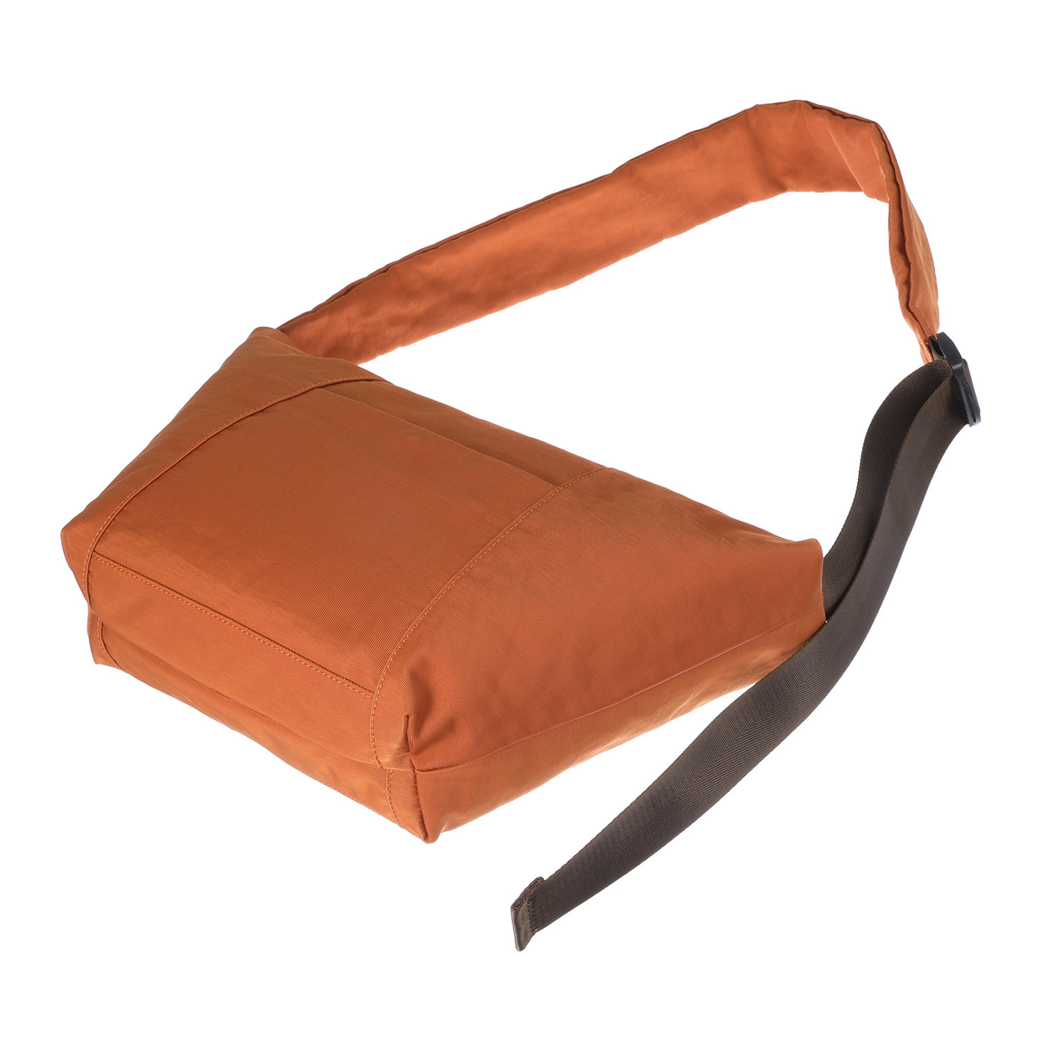 メゾンヴェール はっ水ナイロン 多収納 ショルダーバッグ