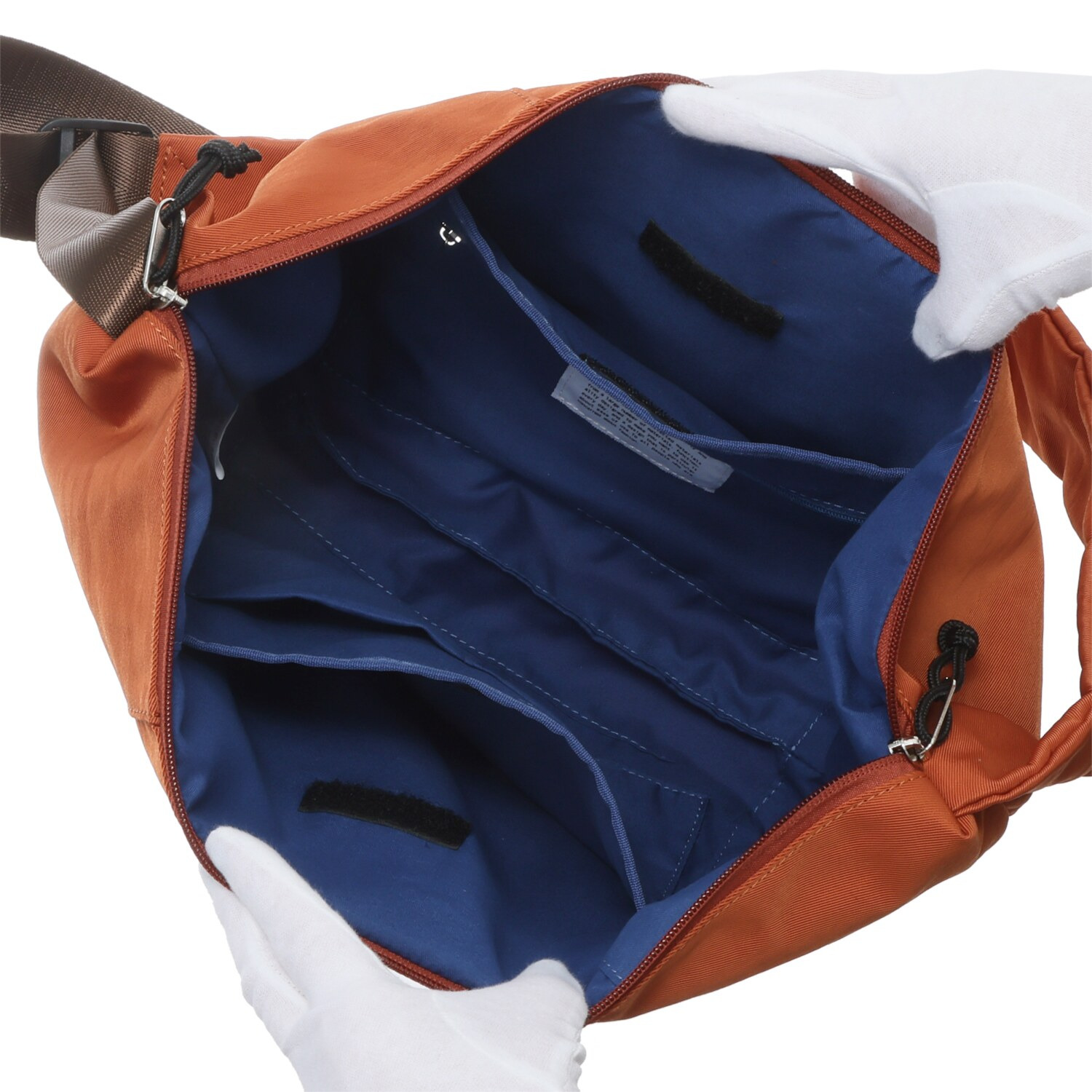 メゾンヴェール はっ水ナイロン 多収納 ショルダーバッグ