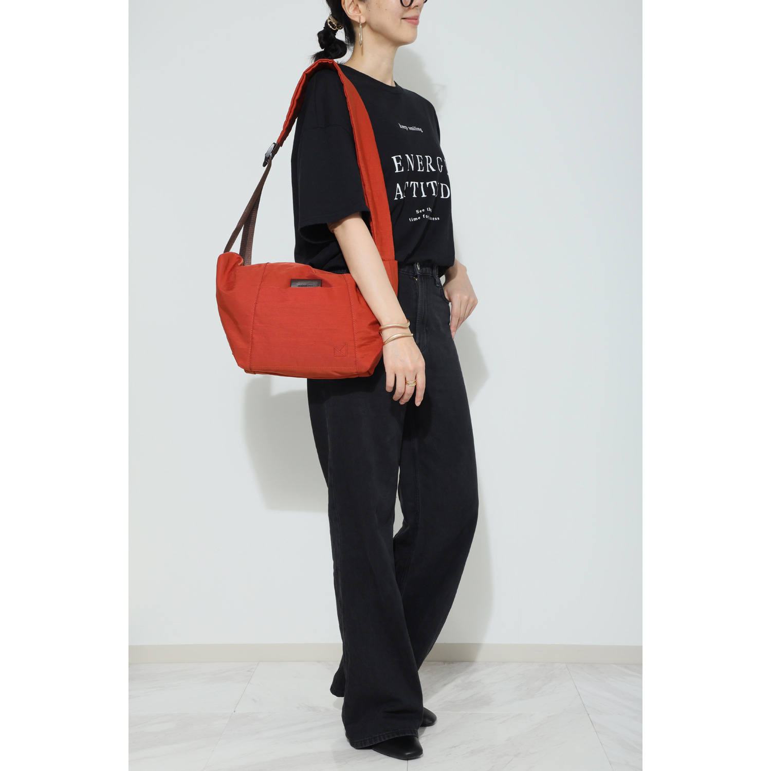 メゾンヴェール はっ水ナイロン 多収納 ショルダーバッグ