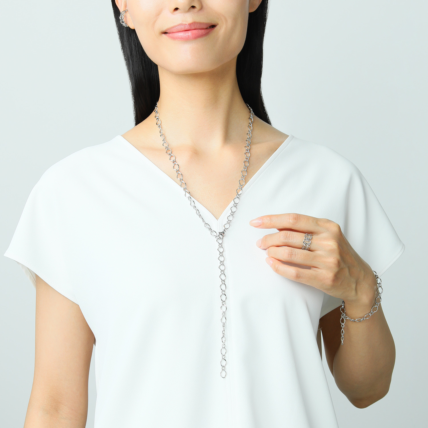 デルークス 耳元・首元・手元を飾る サージカルステンレス ジュエリー３種セット