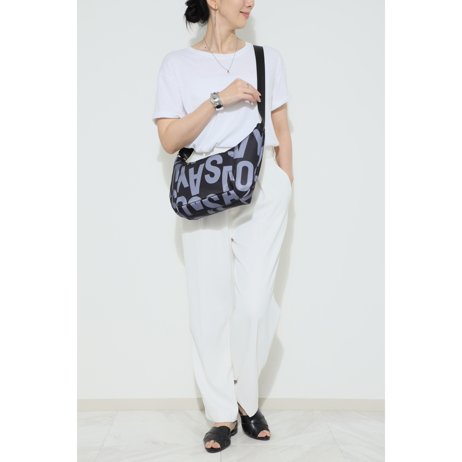 サボイ ロゴ柄 ショルダーバッグ