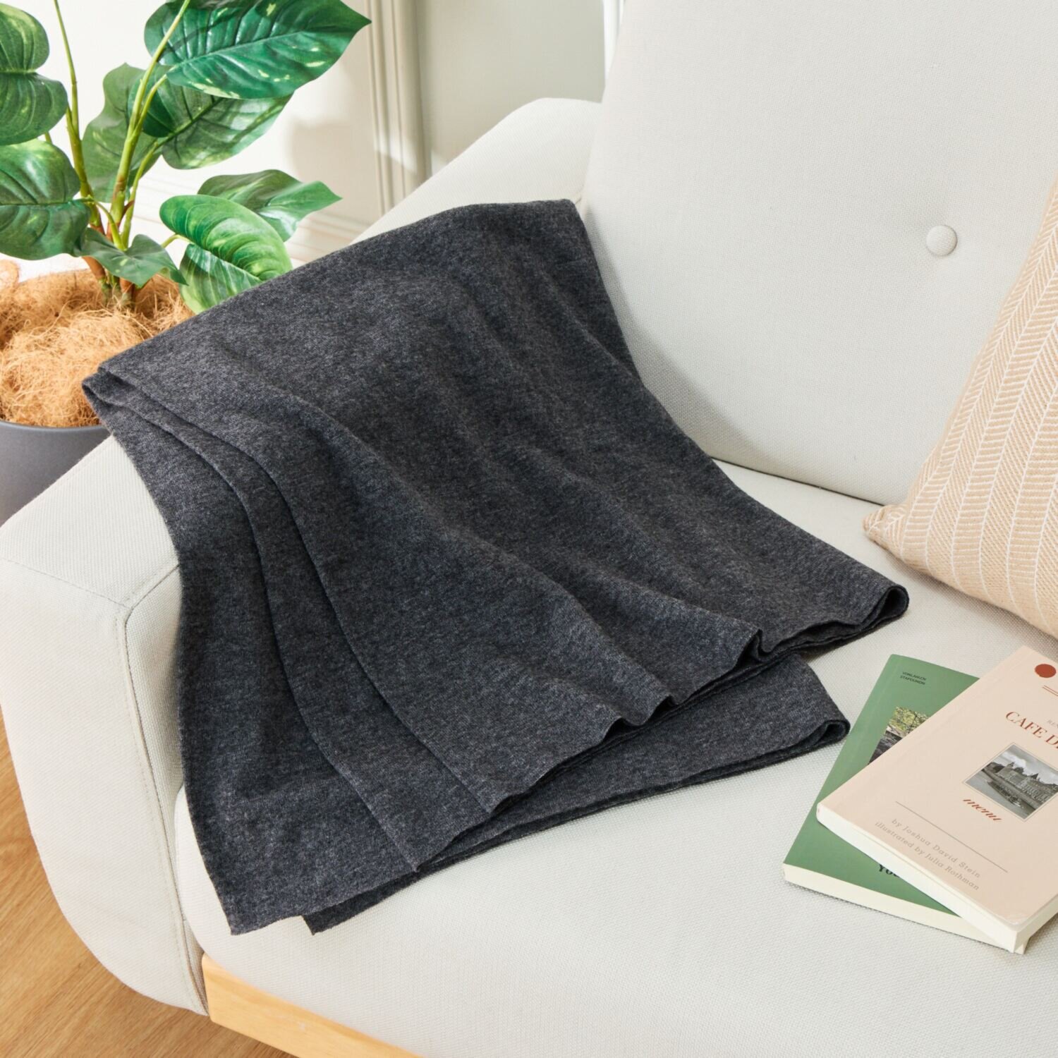 大津毛織 ふわっと、軽やか ウール高混率ブレンド 日本製ニットマルチケット