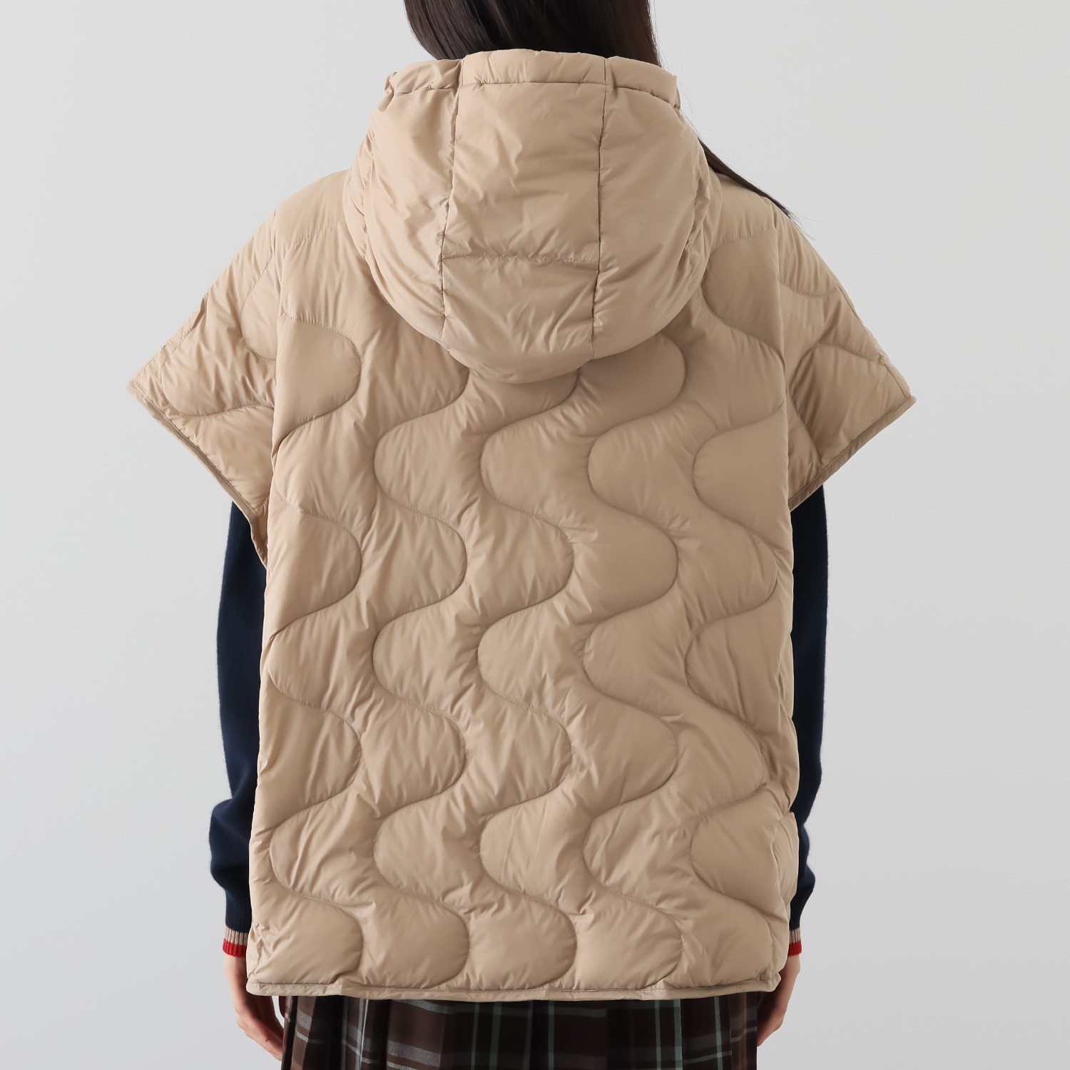 スタイルフライ はっ水 ウェーブ柄キルト フード付ダウンポンチョ