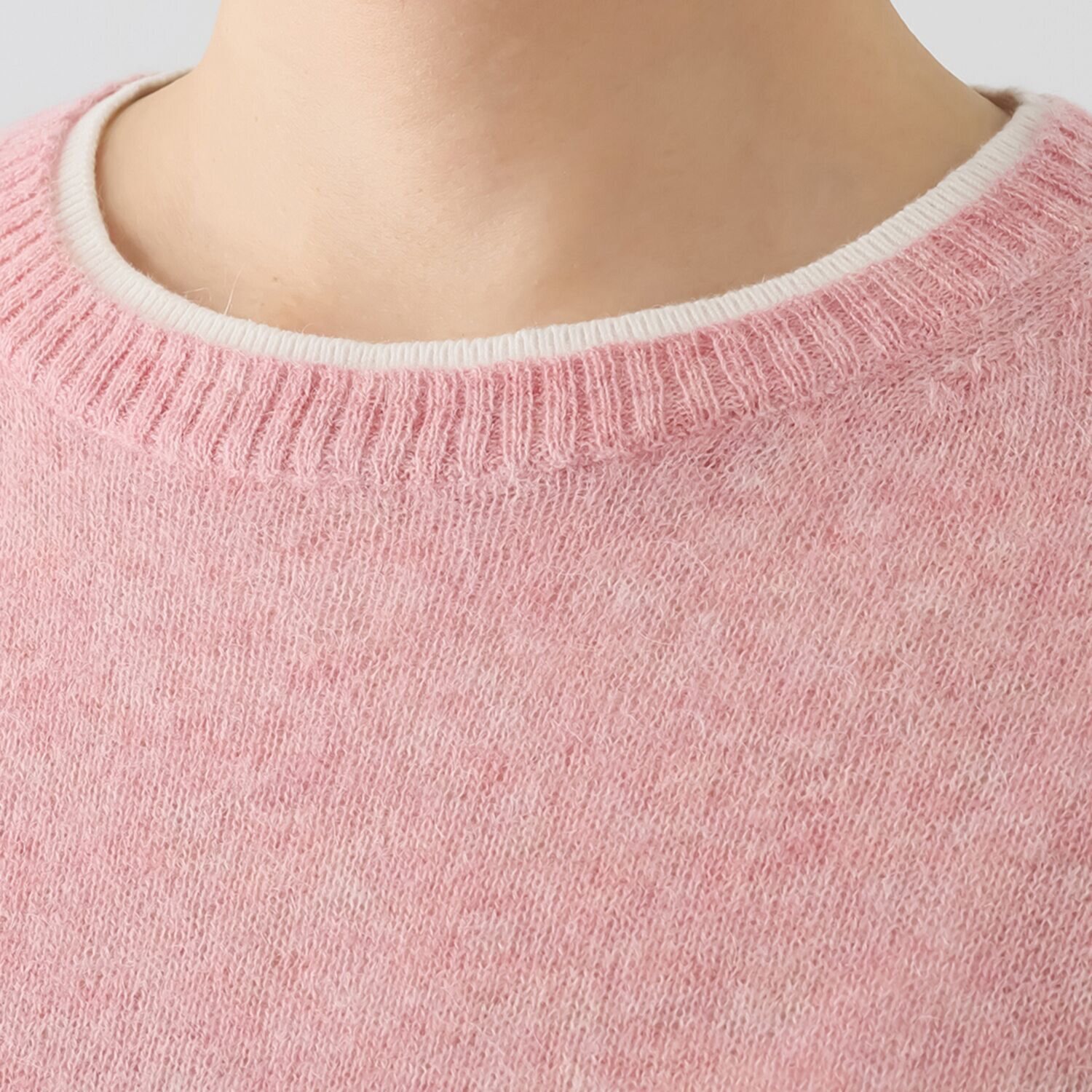 ソアージュ ベビーアルパカ ふんわり暖かい レイヤード風 ニットプルオーバー