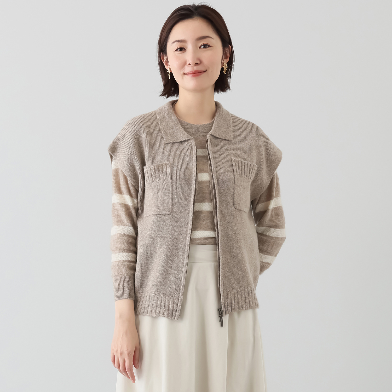 ソアージュ ベビーアルパカ ふんわり暖かい フレンチスリーブ ジップアップベスト