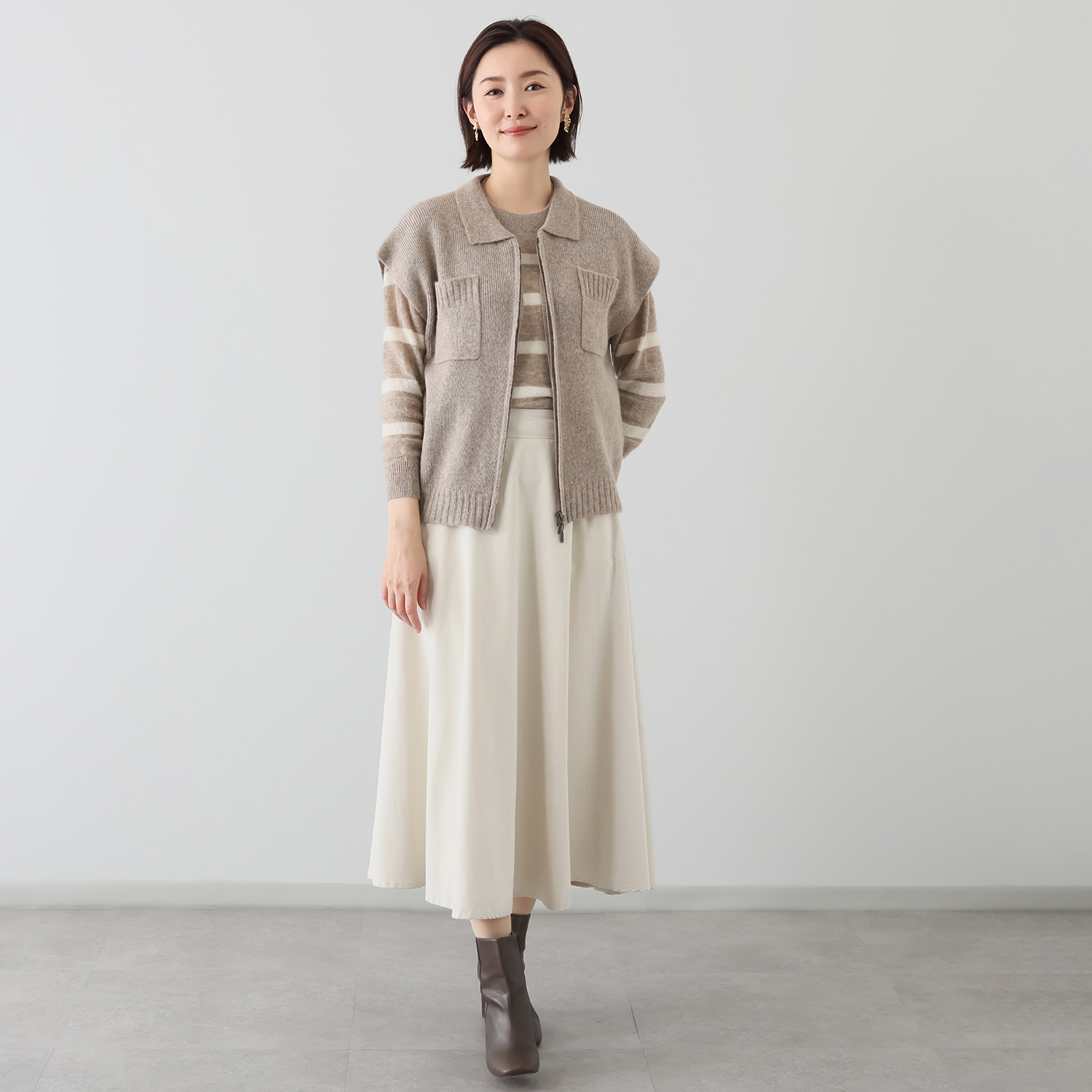 ソアージュ ベビーアルパカ ふんわり暖かい フレンチスリーブ ジップアップベスト