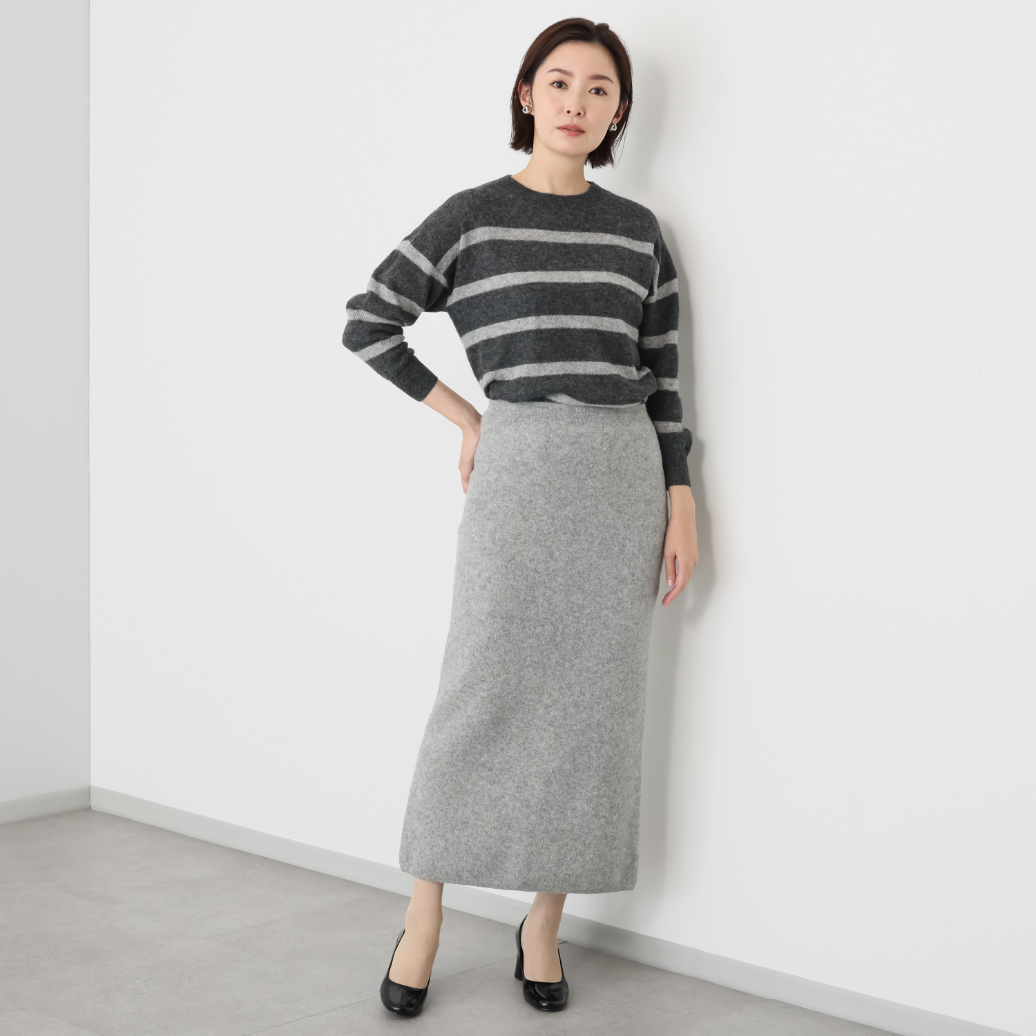 ソアージュ ベビーアルパカ ふんわり暖かい バックスリット ニットスカート