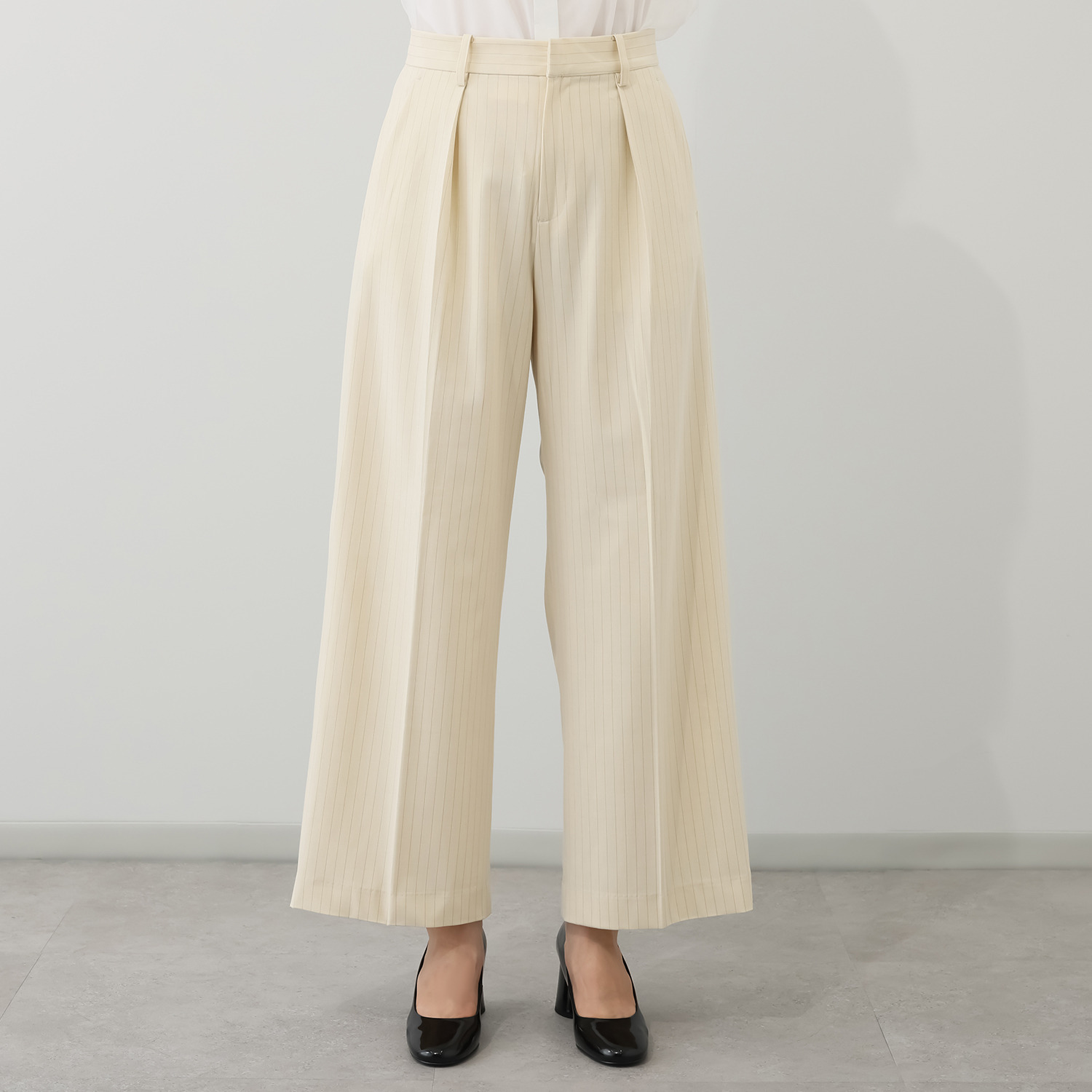 ボンボン・エ・ショコラ ピンストライプ セミワイドパンツ