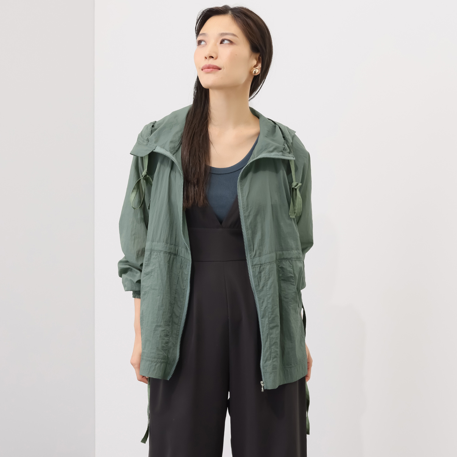 メイドバイスターズ 透けるのに しっかりＵＶカット！ ふわふわシフォン調 ポケッタブルパーカー