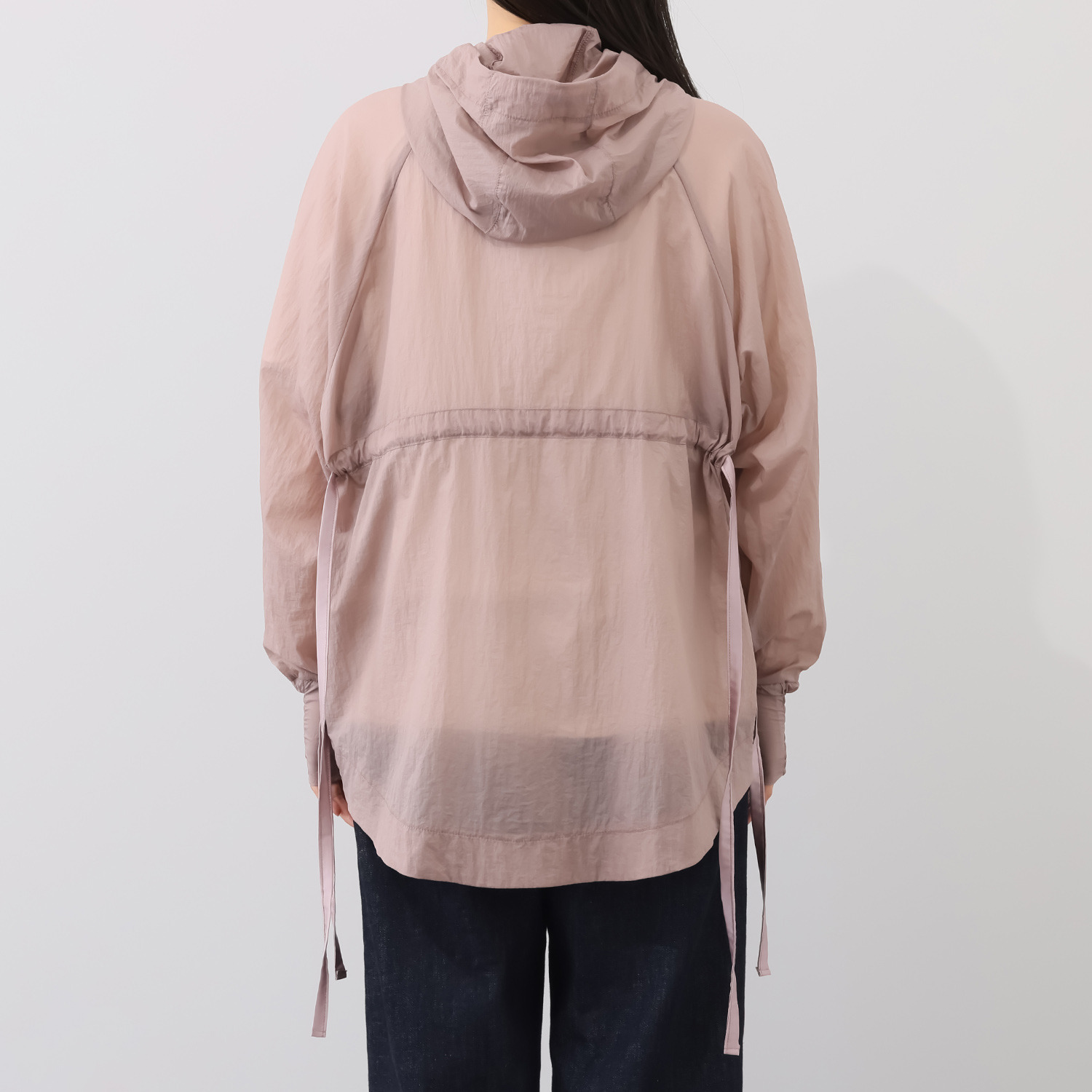 メイドバイスターズ 透けるのに しっかりＵＶカット！ ふわふわシフォン調 ポケッタブルパーカー