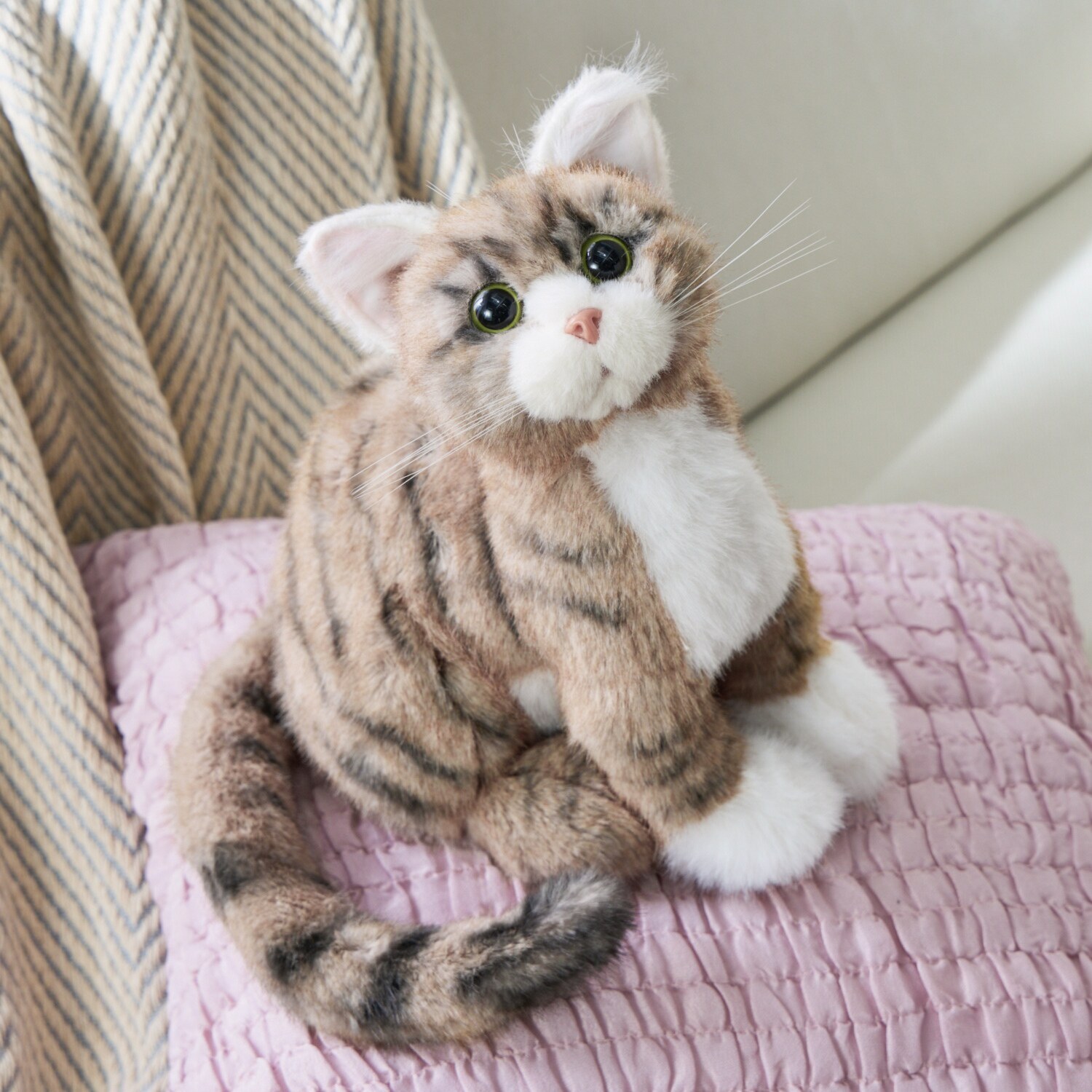 ペットのように 鳴いて応えてくれる なでなでねこちゃん ＜子猫ちゃん＞