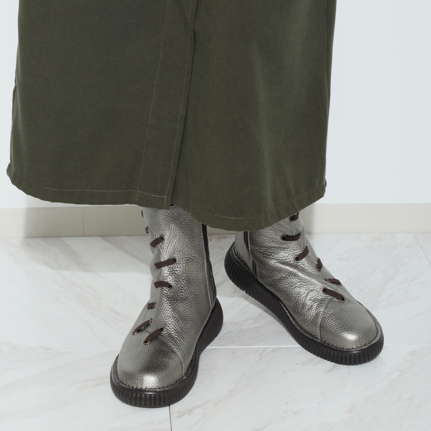 ＪＳハートレーベル ＜日本製＞ 柔らか姫路レザー デザインショートブーツ