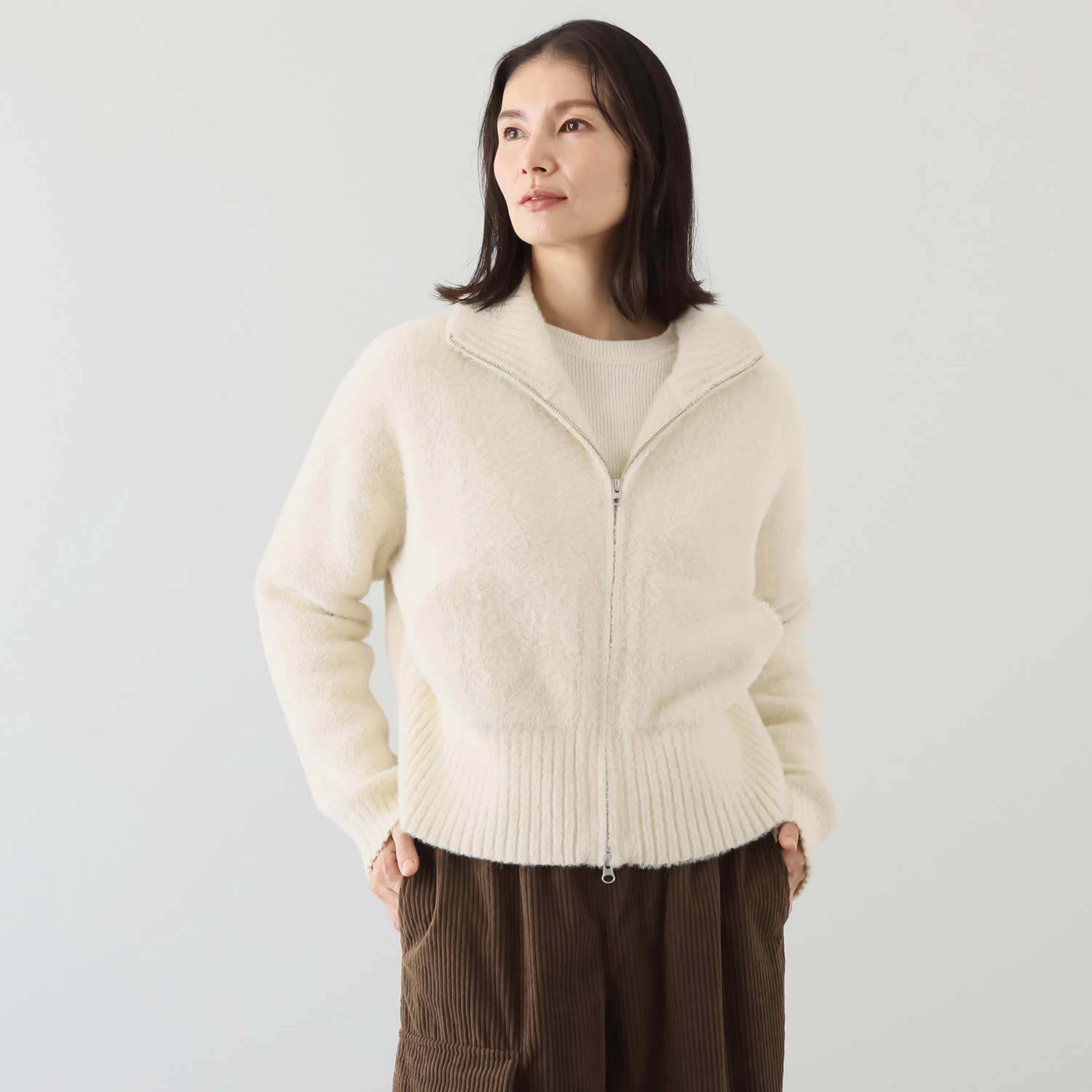 シャビージェンティール シャギー素材 クロップト丈 上下スライダーファスナー ハイネックブルゾン