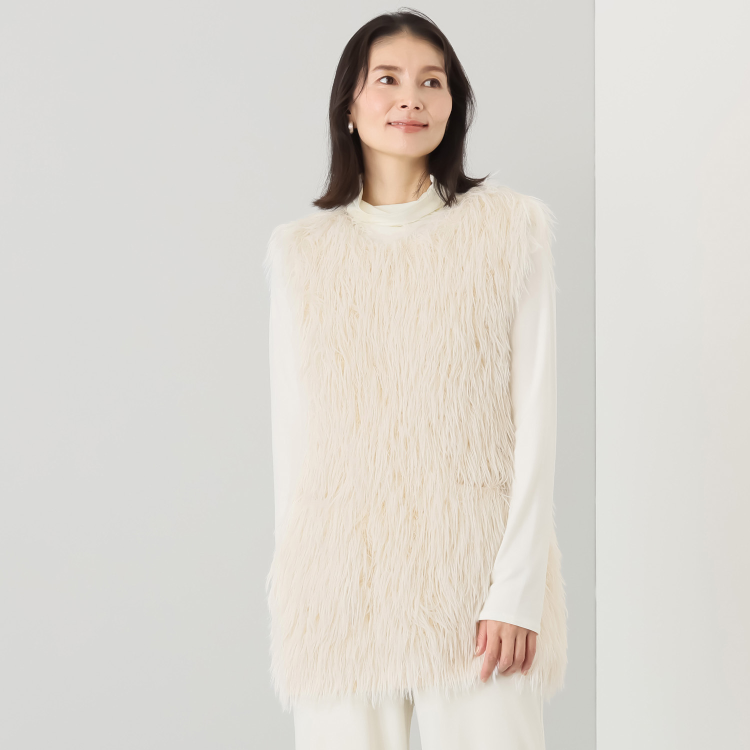 シャビージェンティール シャギーニット ラウンドネック ポケット付 チュニック丈ジレ