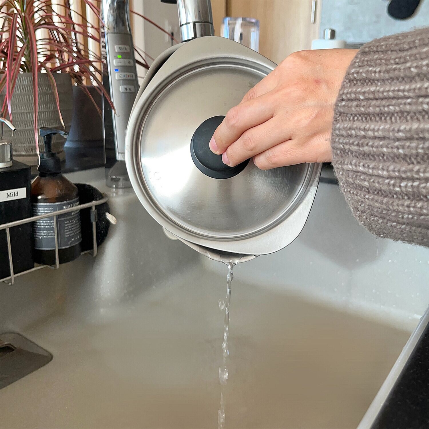 柳宗理 ステンレスミルクパン フタ付＜つや消し＞