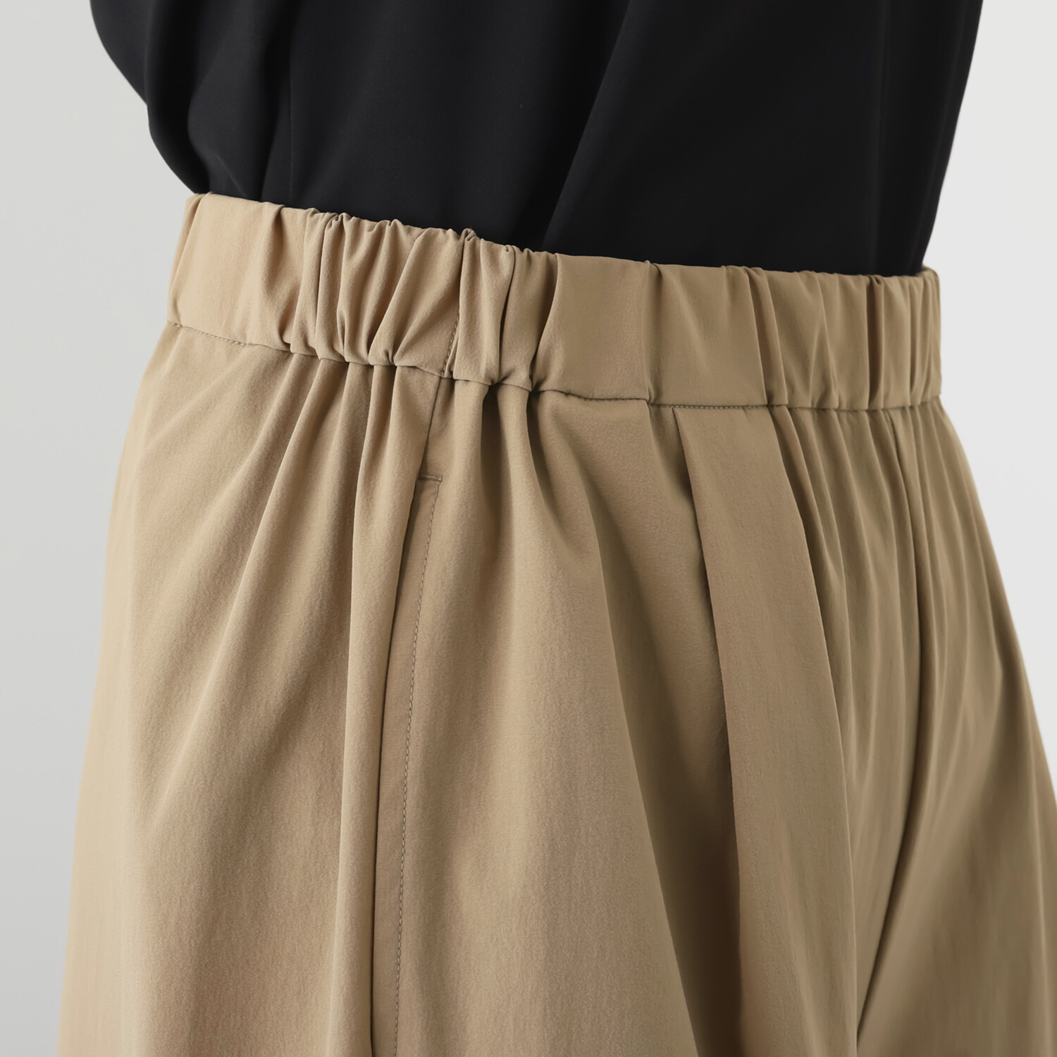 ヤエアジュテ ラクしてすっきり 品良くカッコ良く イージーワイドパンツ