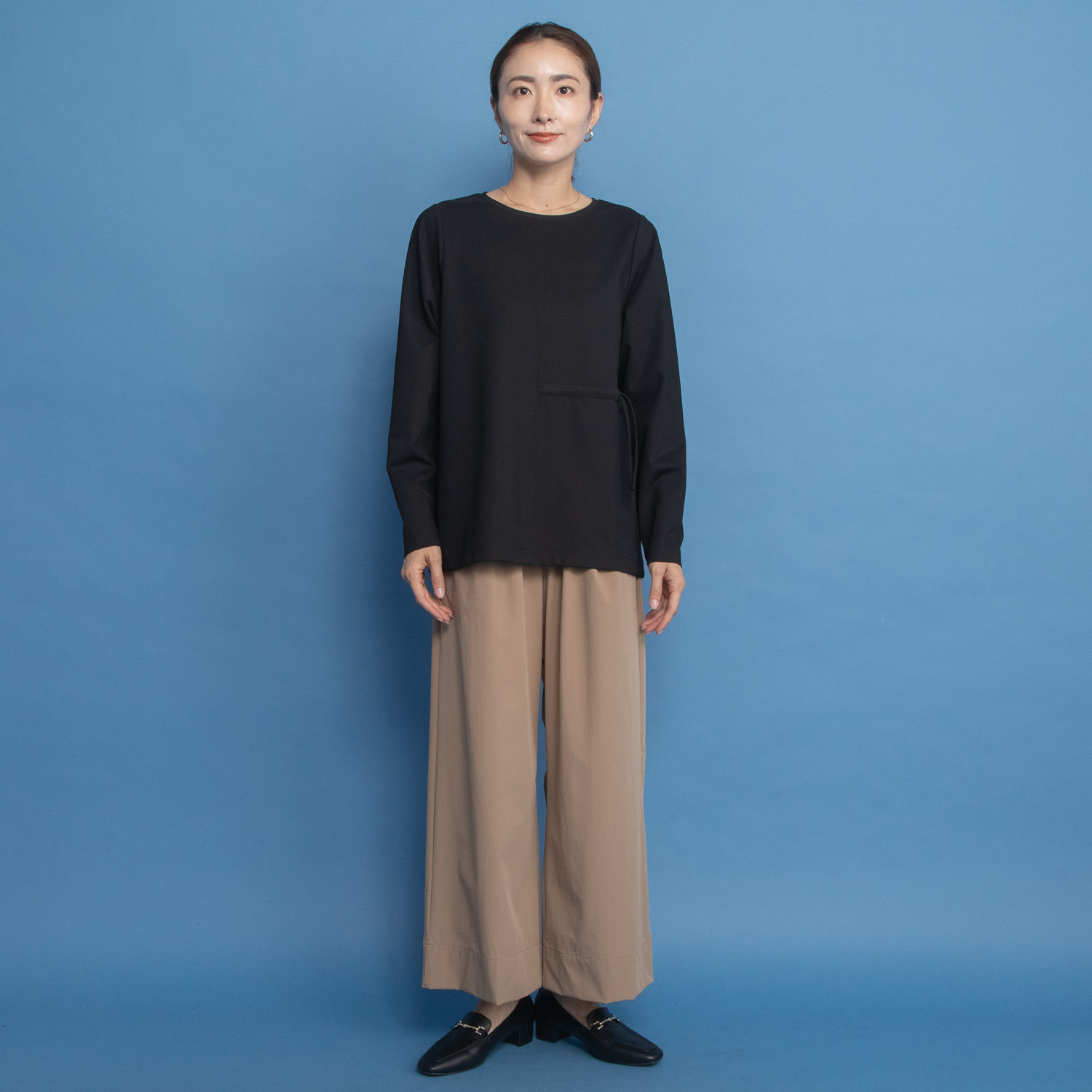 ヤエアジュテ ラクしてすっきり 品良くカッコ良く イージーワイドパンツ