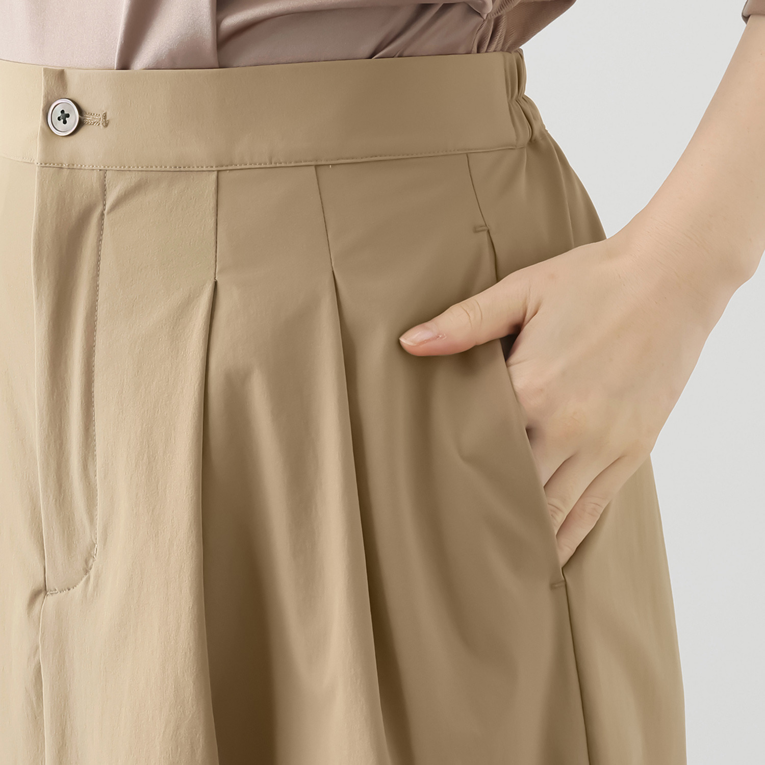 ヤエアジュテ モード＆レディーライク タックデザイン Ｉラインスカート