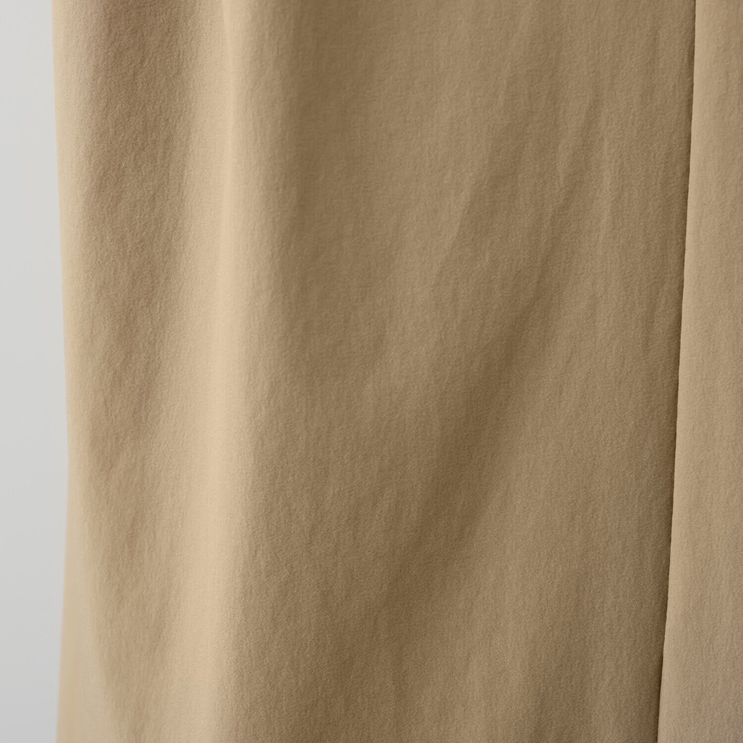 ヤエアジュテ モード＆レディーライク タックデザイン Ｉラインスカート