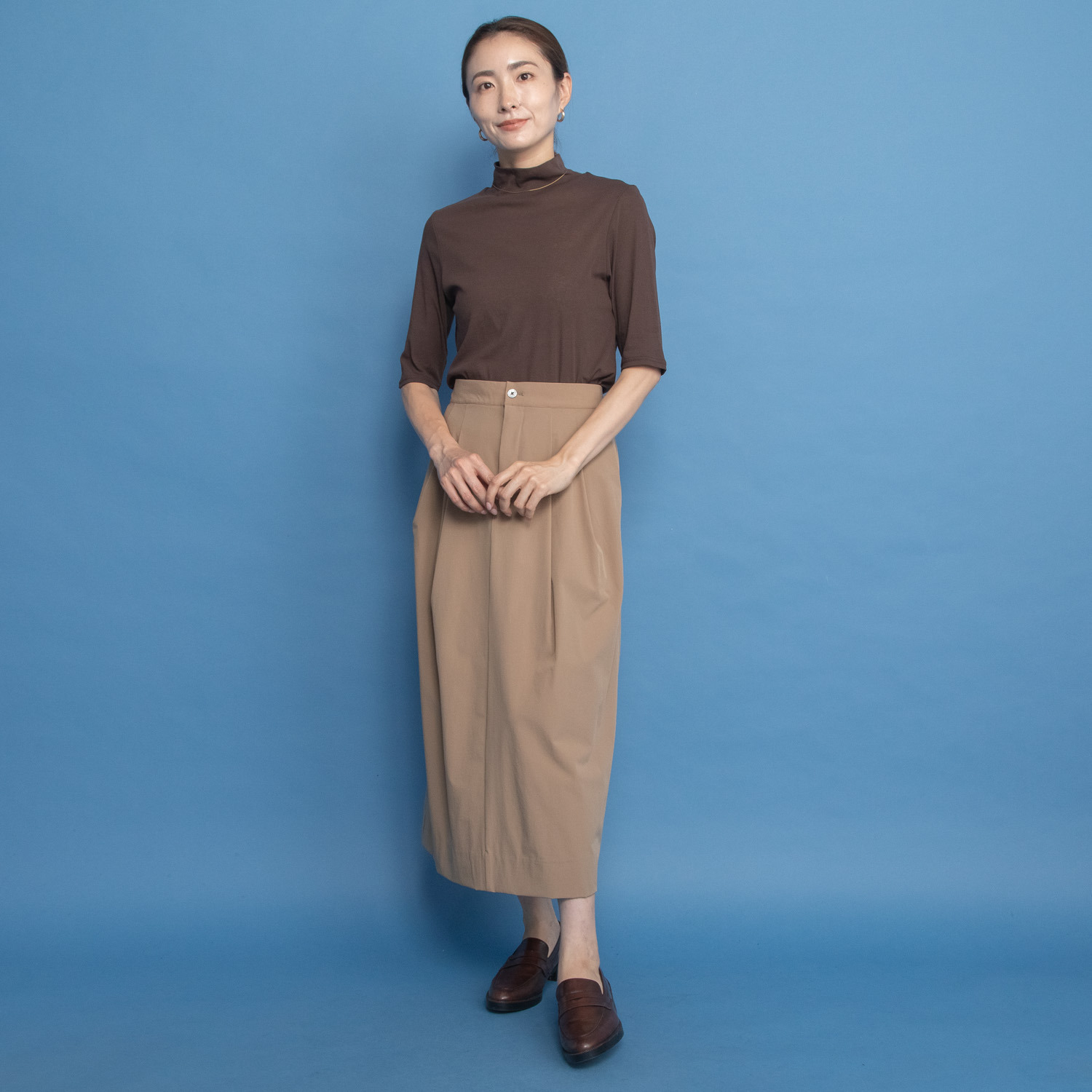 ヤエアジュテ モード＆レディーライク タックデザイン Ｉラインスカート