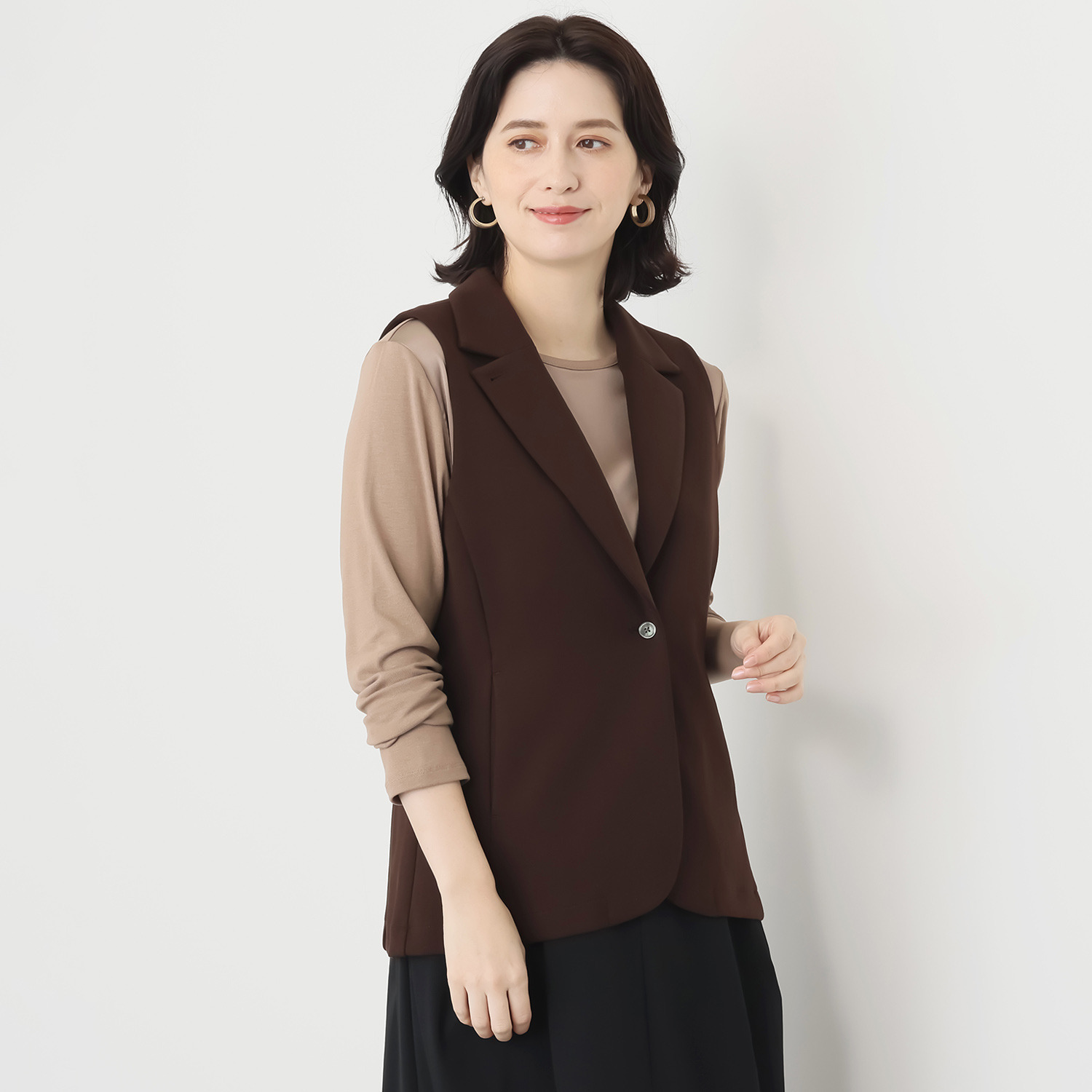 ヤエアジュテ 初秋を彩る プラスワンアイテム テーラードカラー カットソーベスト