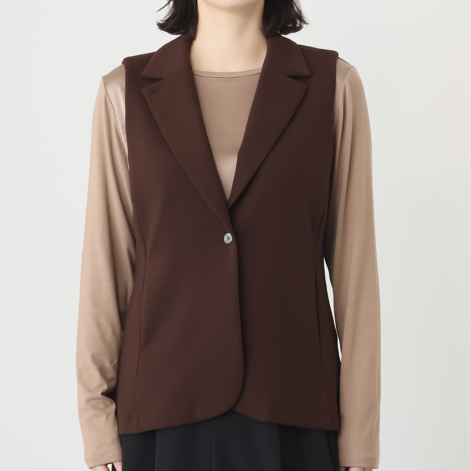 ヤエアジュテ 初秋を彩る プラスワンアイテム テーラードカラー カットソーベスト