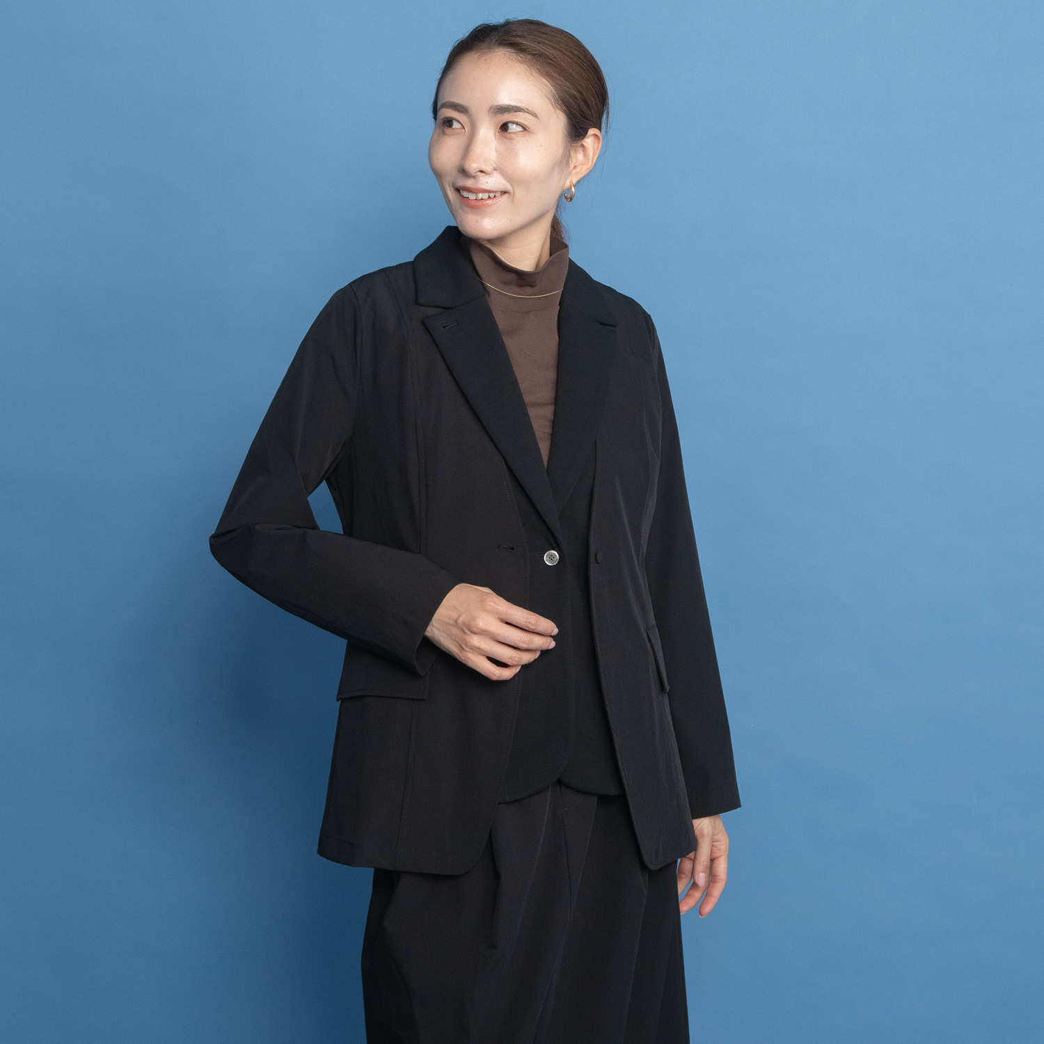 ヤエアジュテ 初秋を彩る プラスワンアイテム テーラードカラー カットソーベスト