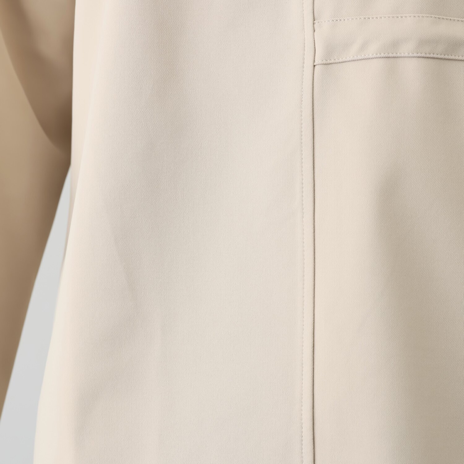 ヤエアジュテ アシンメトリーデザインで 上品に季節をまたぐ 大人の万能 ロングスリーブＴシャツ