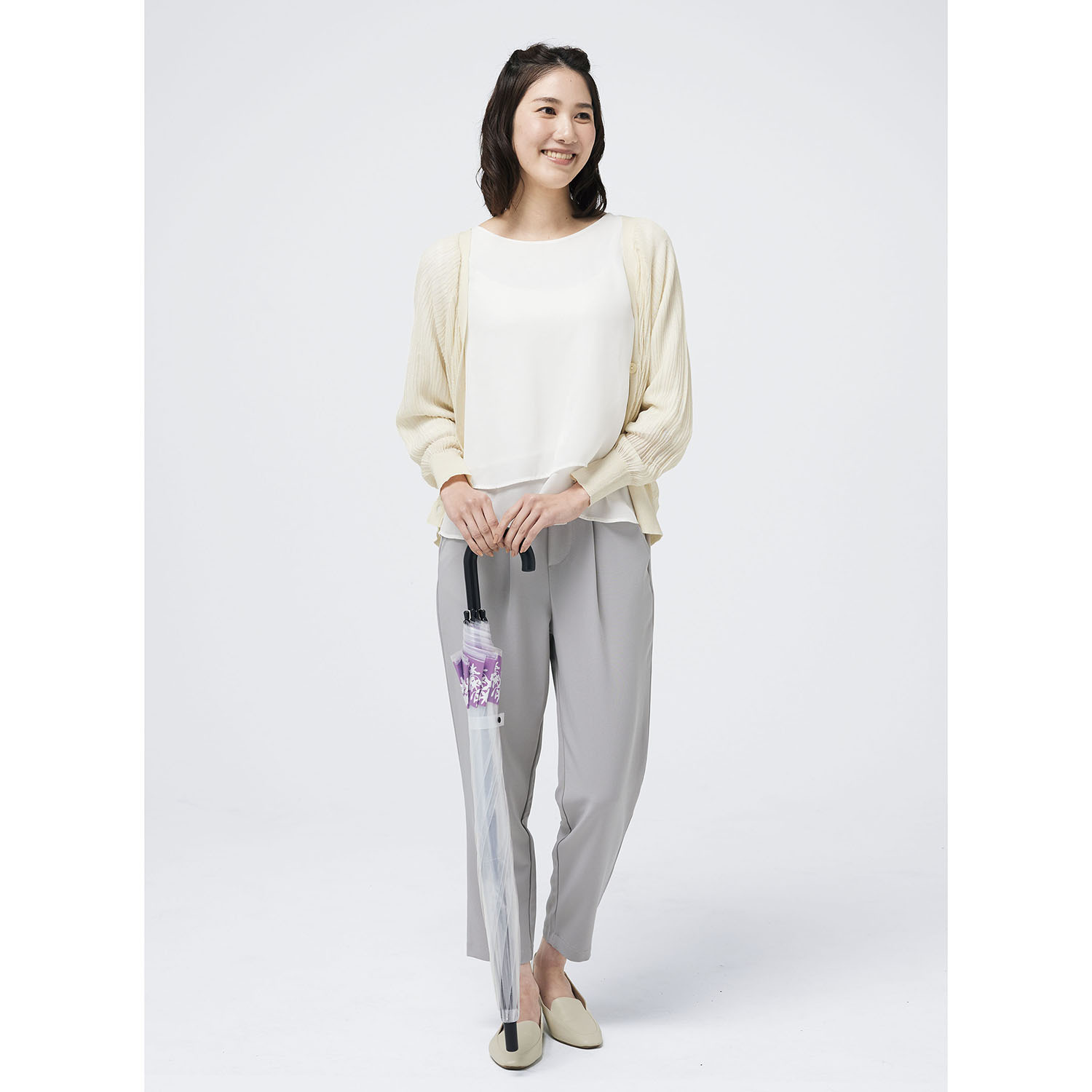 くるっと回って 風や衝撃を受け流しやすい まわるジャンボドーム傘