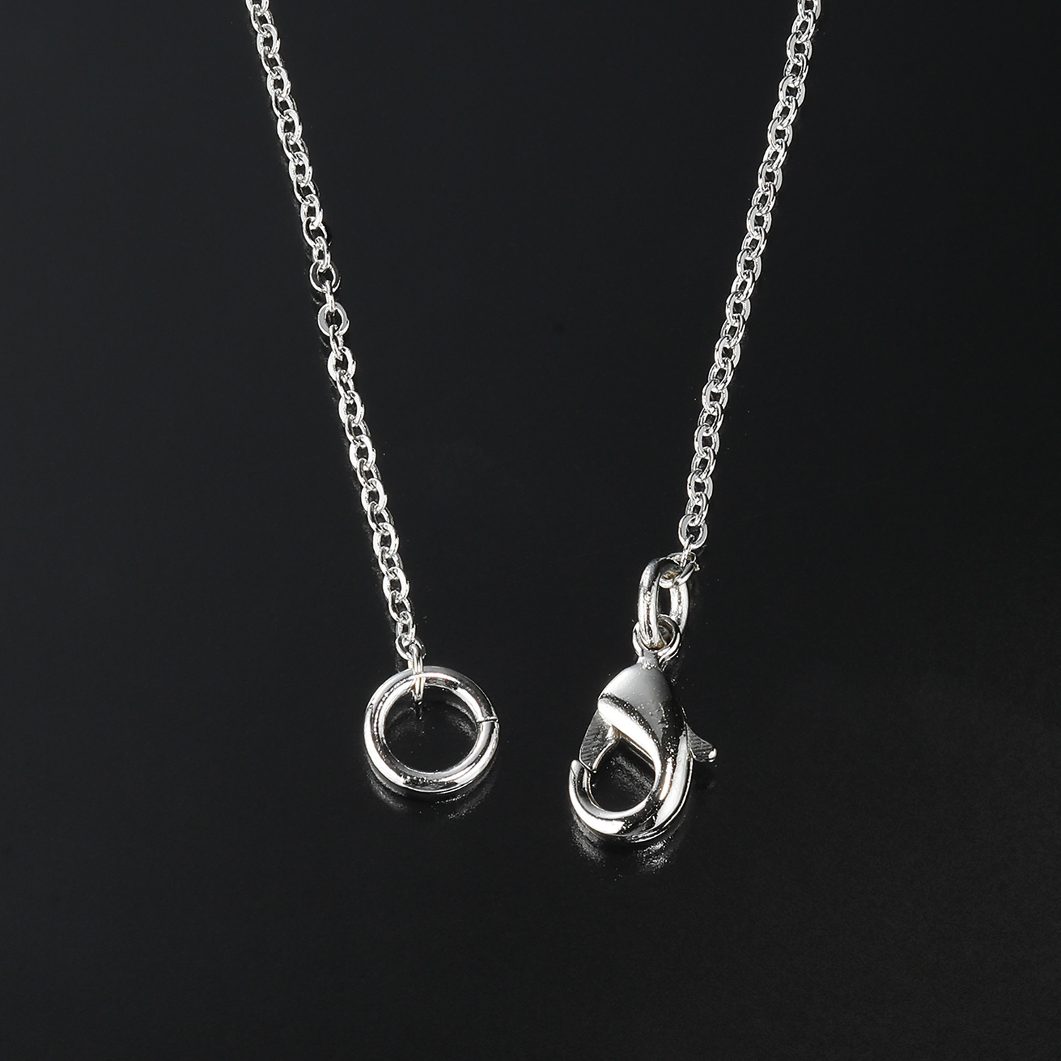 クリスタルバイアビステ クォーツ ぺブルネックレス