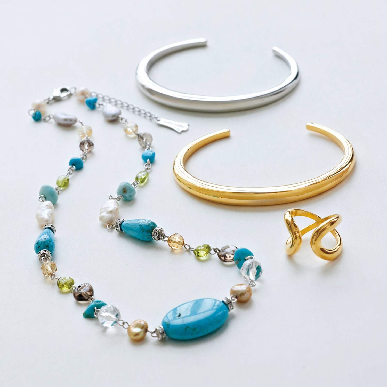 シマ・リリアーナ ステンレス ライトボリューム バングル