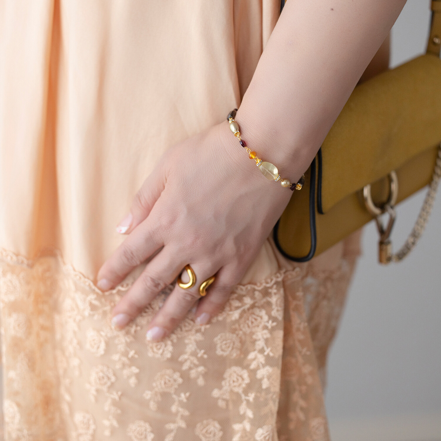 シマ・リリアーナ シマ・キャプシーヌコラボ ミックスジェム＆ パール＆ビジュウ ブレスレット