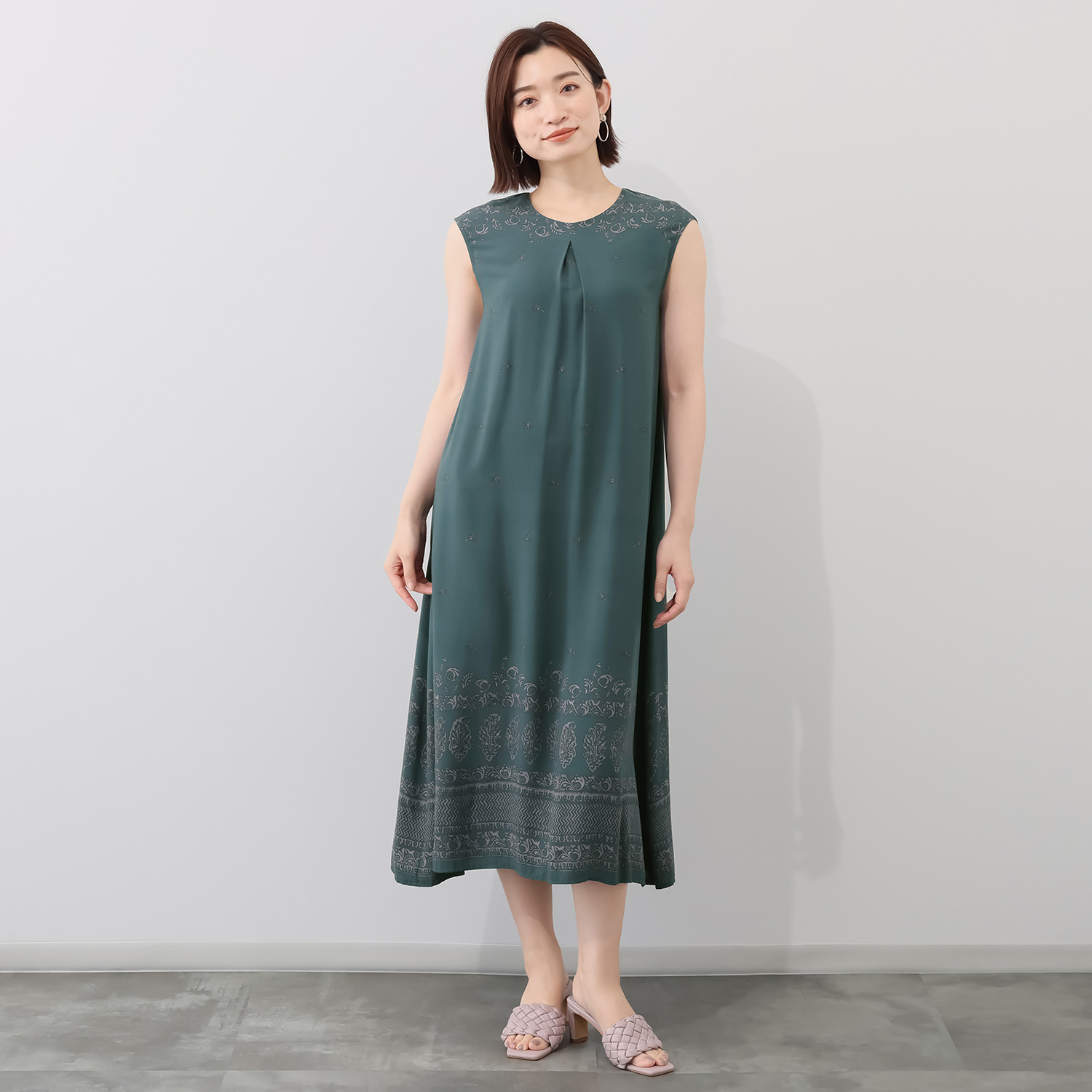 アリュメット 幾何柄パネルプリント ワンピース