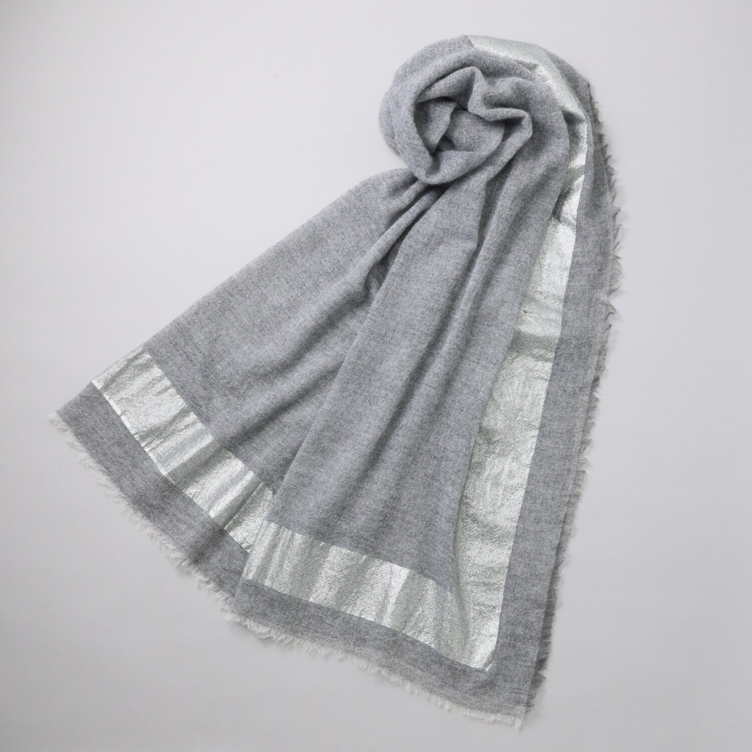 ティエドゥール ふんわりなめらかが進化！ 内モンゴル産 アルバスカシミヤ１００％ ＮＥＷエアリーストール