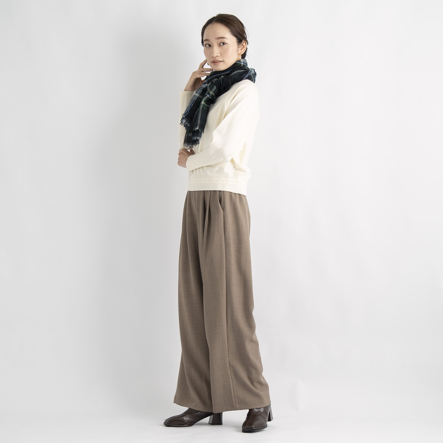 ティエドゥール ふんわりなめらかが進化！ 内モンゴル産 アルバスカシミヤ１００％ ＮＥＷエアリーストール