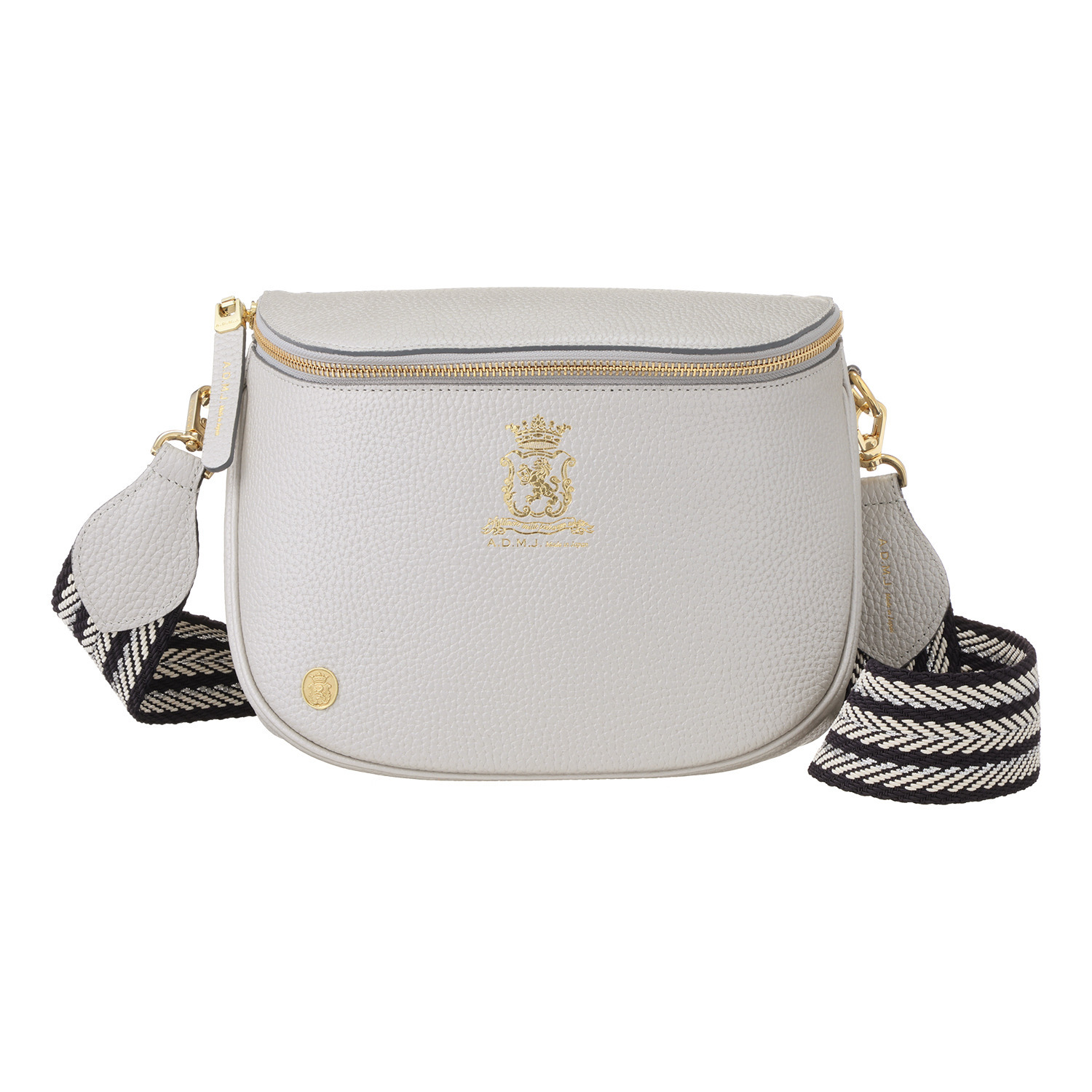 エーディーエムジェイ 牛革シュリンク型押し クロスボディバッグ ＜２０２５＞