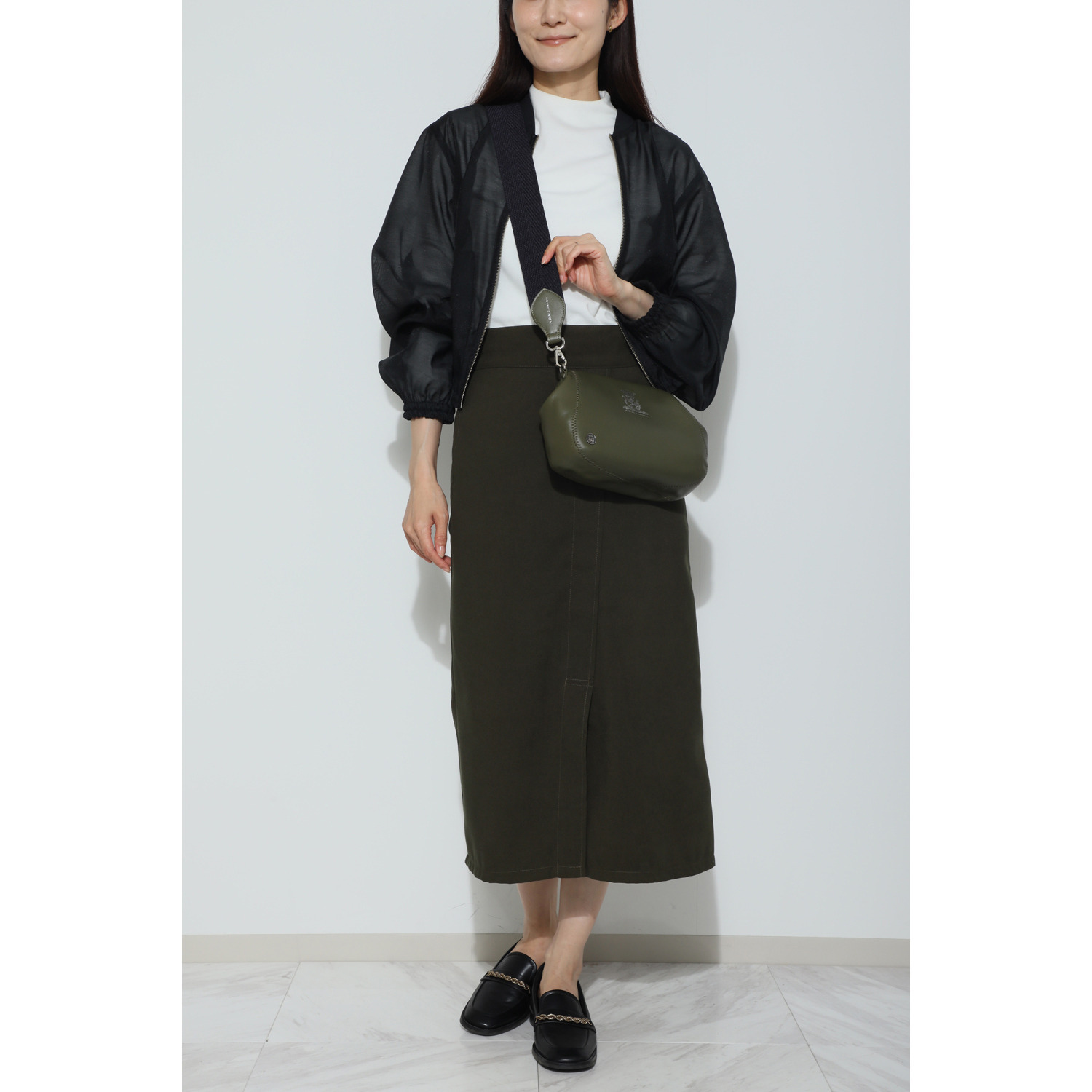 エーディーエムジェイ イタリアンナッパ 口金 ２ウェイショルダーバッグ