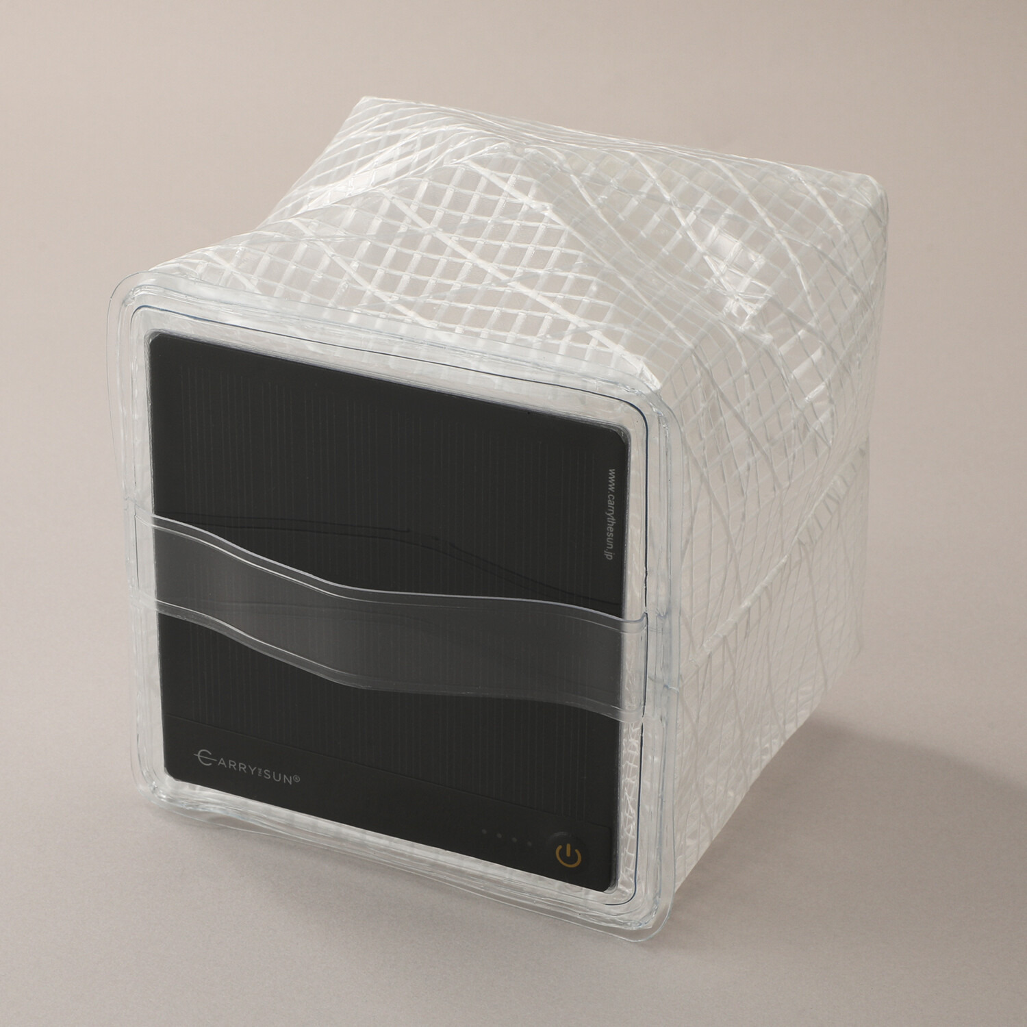 軽くて折りたためる！ ソーラー充電式ライト キャリー・ザ・サン ウォームライト オーロラポーチ付