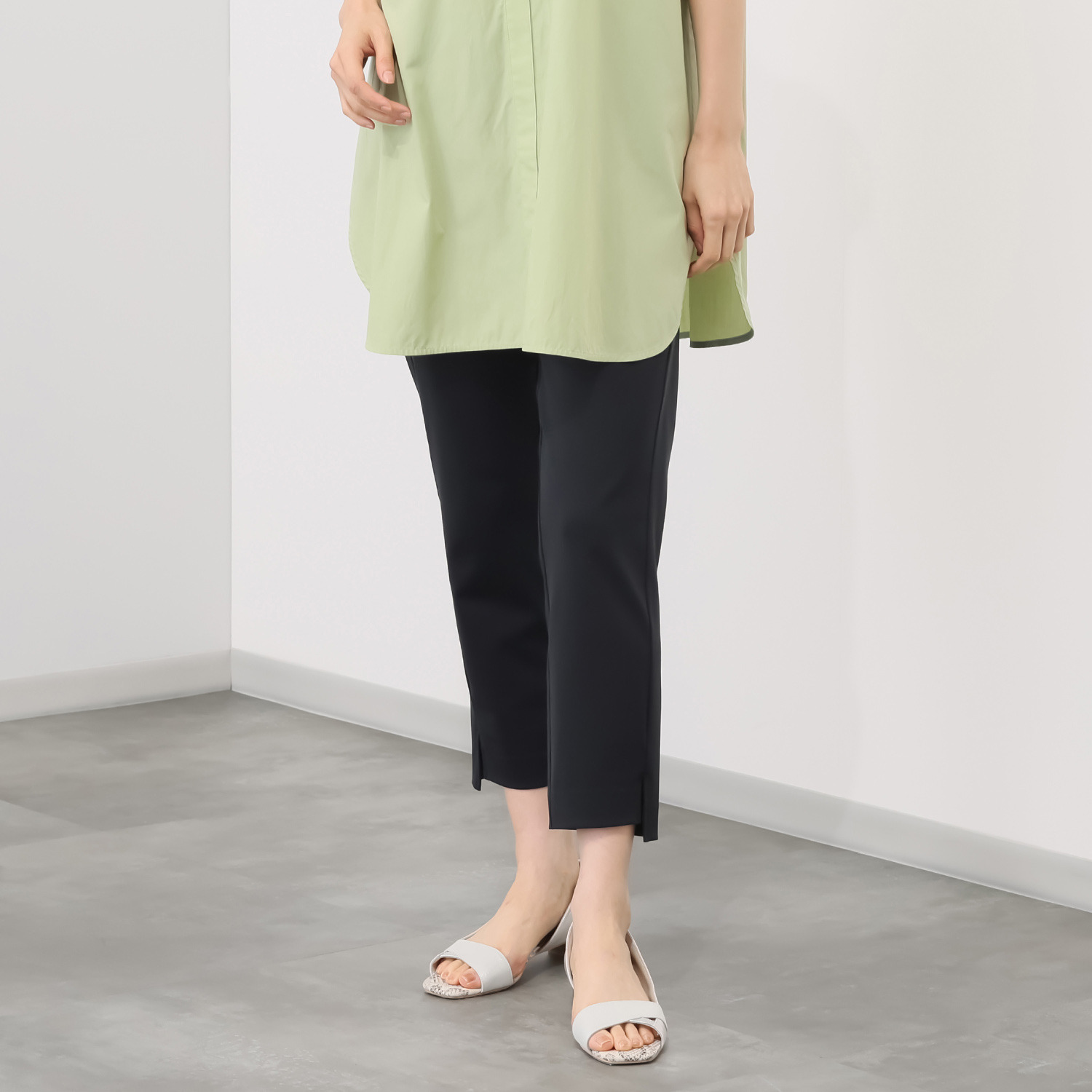 ラ・シュシュ ＵＶカット・接触冷感 吸水速乾 コットン混生地で快適 ３Ｄテーパードパンツ ＜股下６０ｃｍ＞