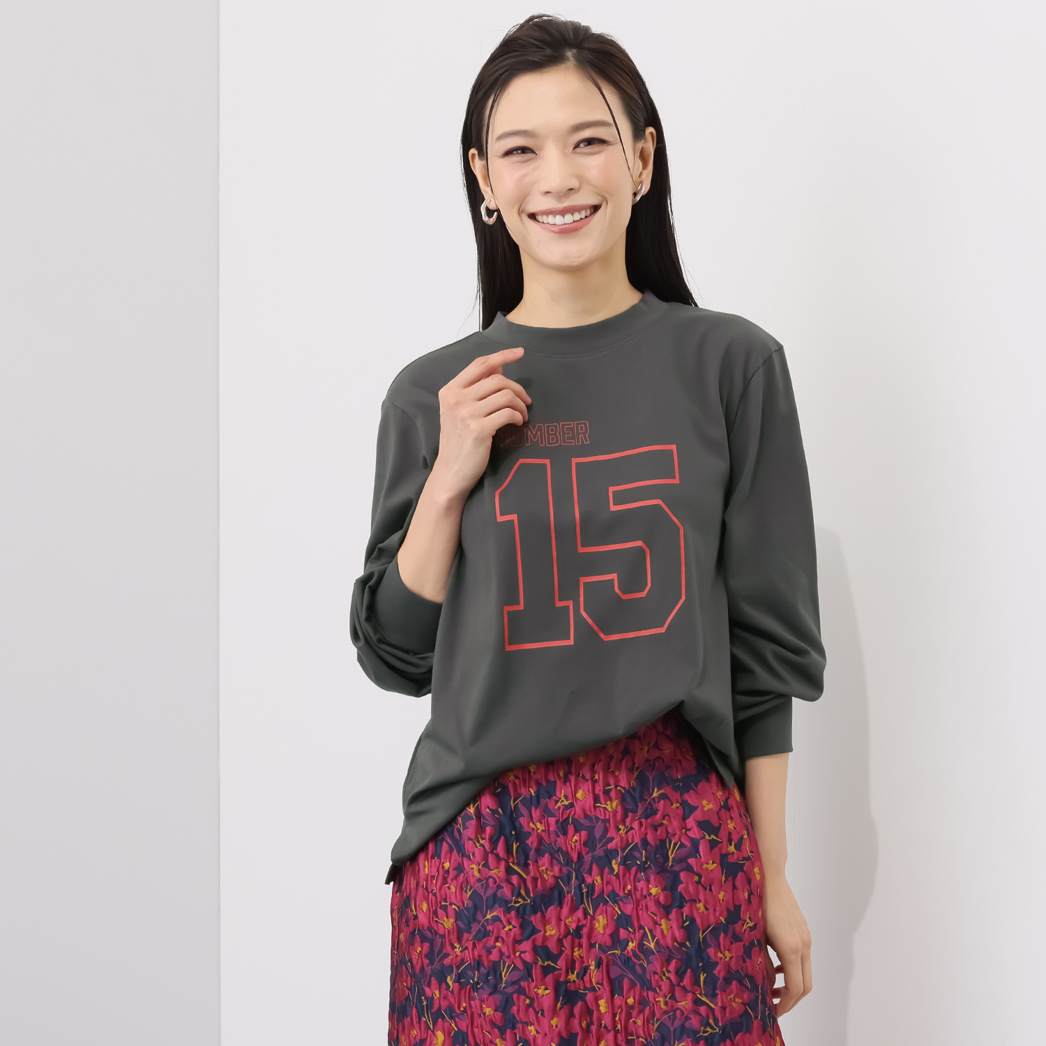 イロプライム 柔らかな素材を使用した カレッジＴシャツ