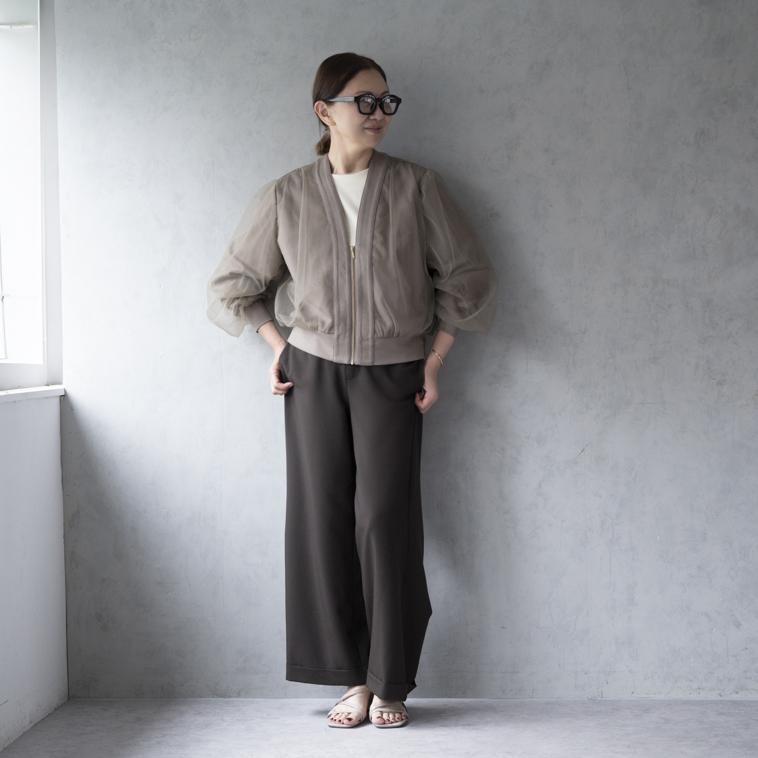 イロプライム ハイウエストの スタイルアップサロペット