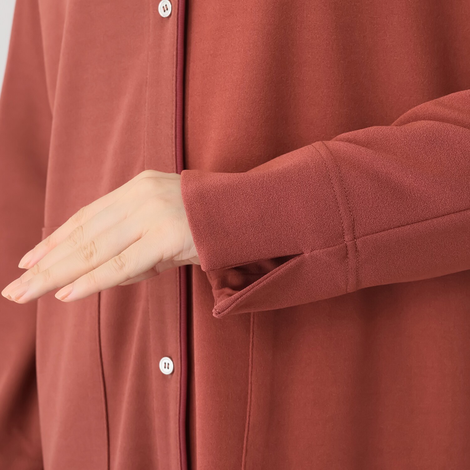 フーア ボタンアクセント グログラントリミング シャツコート