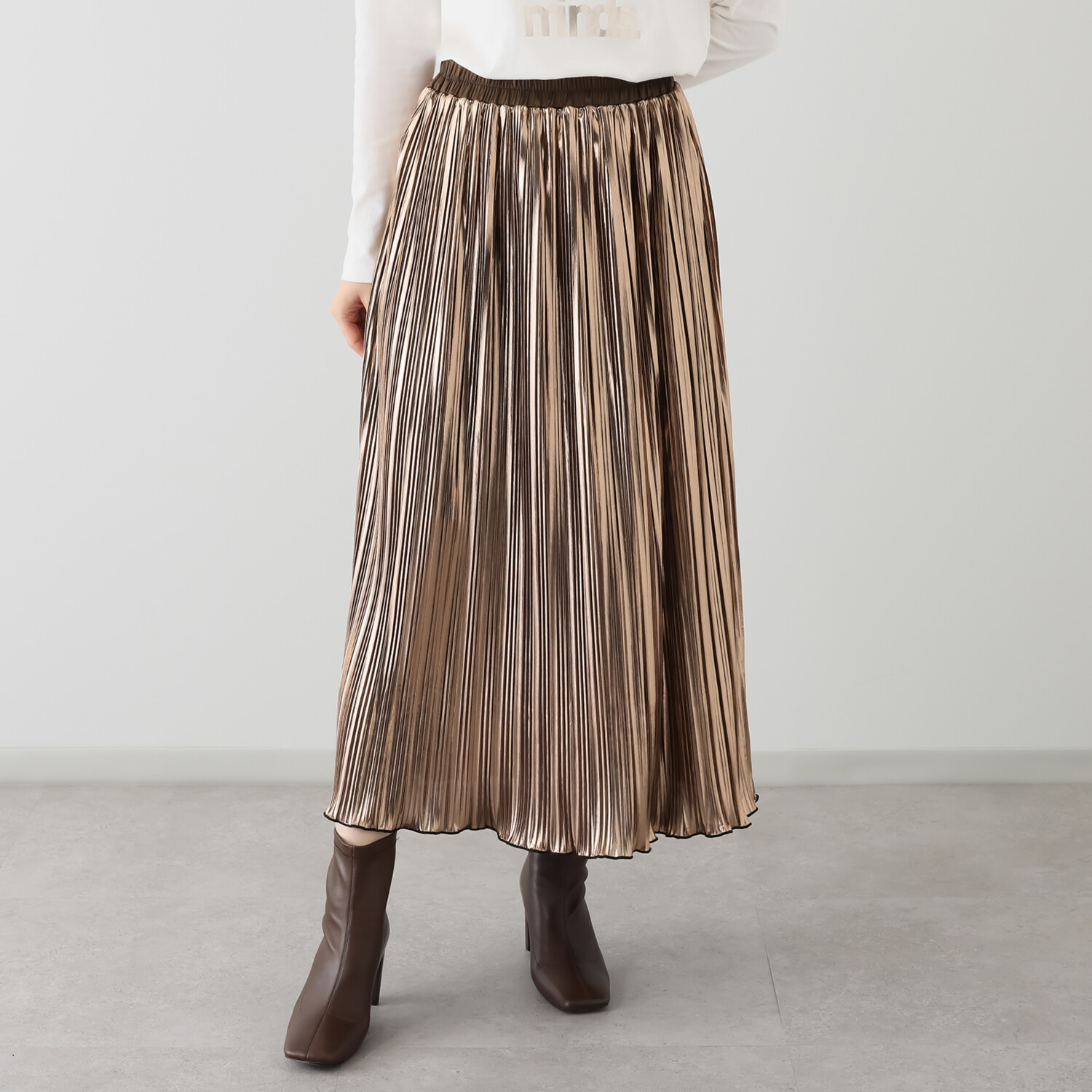 フーア メタリックプリーツ ロングスカート