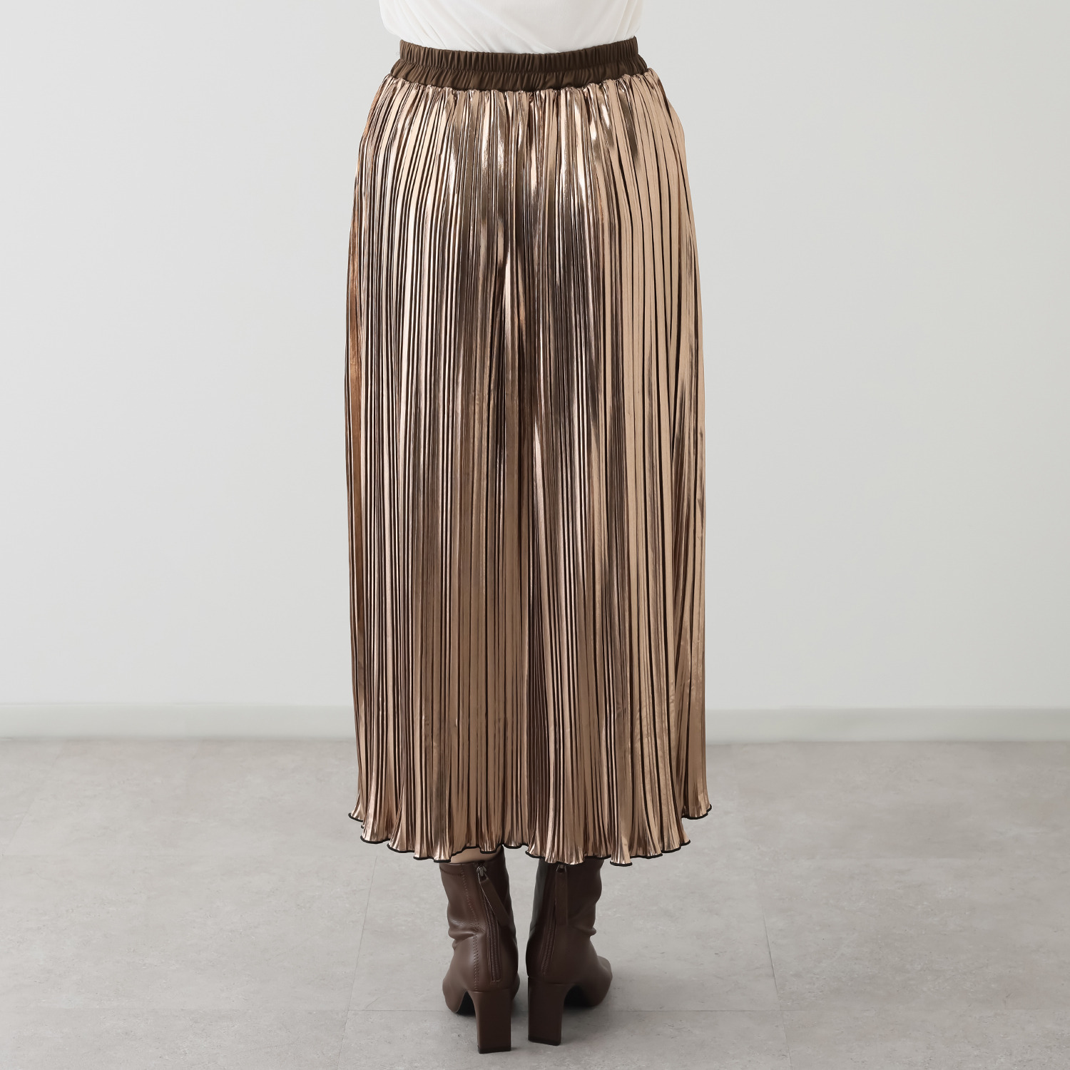 フーア メタリックプリーツ ロングスカート