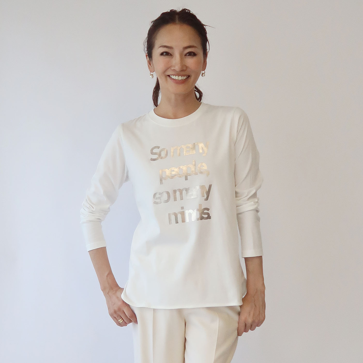 フーア 箔プリント ロングスリーブＴシャツ